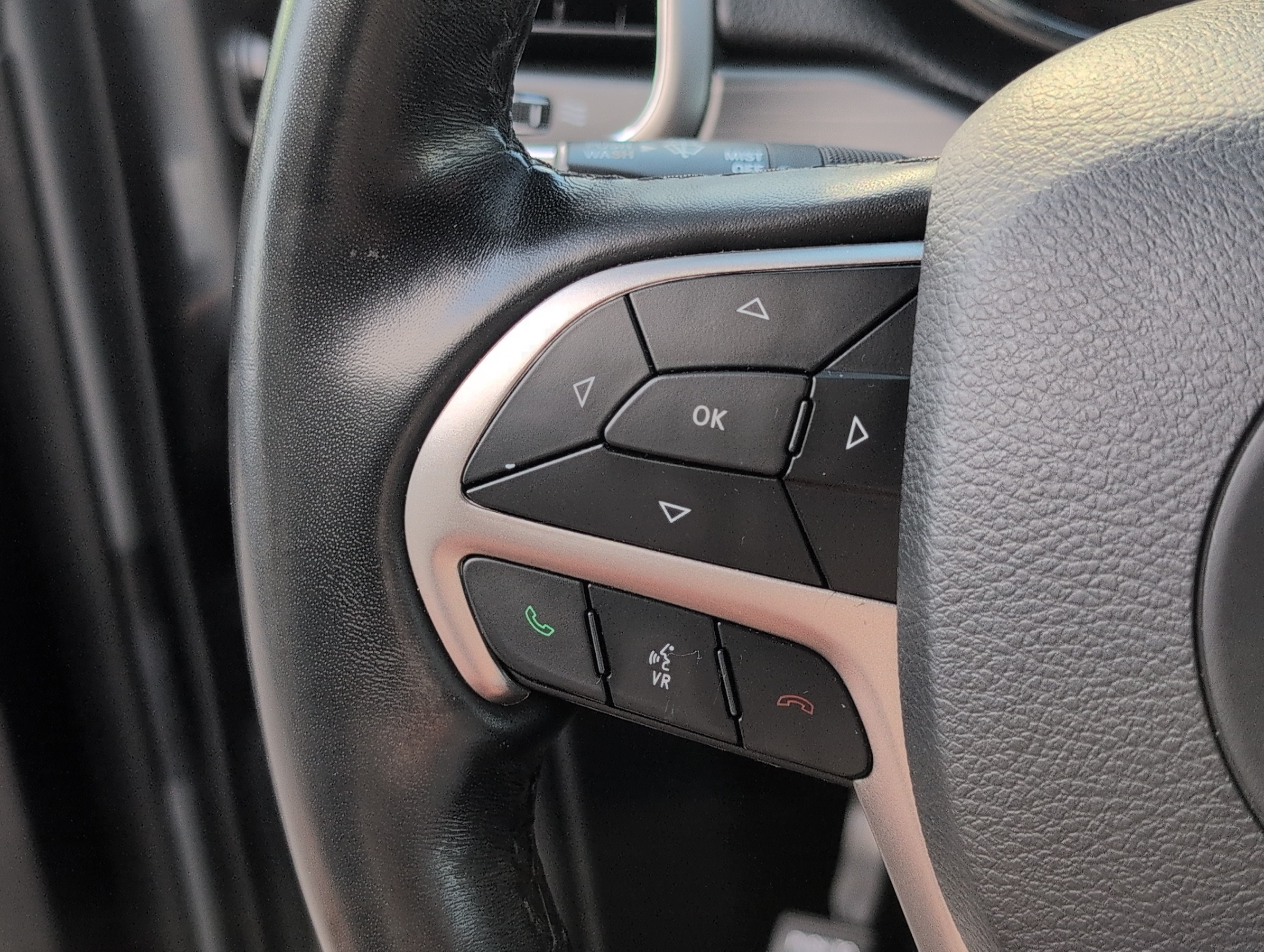 2020 Jeep Grand Cherokee Altitude 4x2