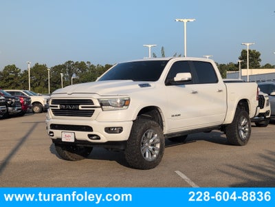 2022 RAM 1500 Laramie Crew Cab 4x4 5'7" Box