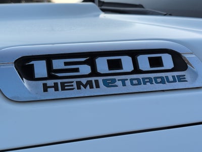 2022 RAM 1500 Laramie Crew Cab 4x4 5'7" Box