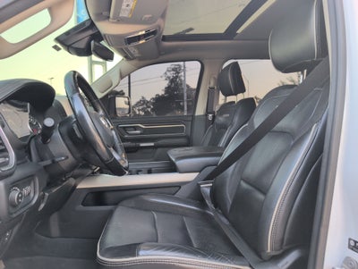 2022 RAM 1500 Laramie Crew Cab 4x4 5'7" Box