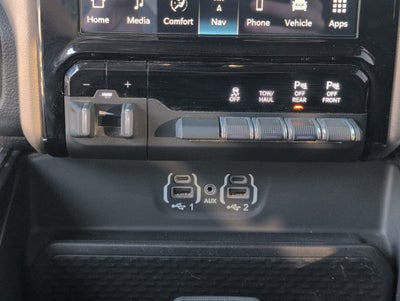 2022 RAM 1500 Laramie Crew Cab 4x4 5'7" Box