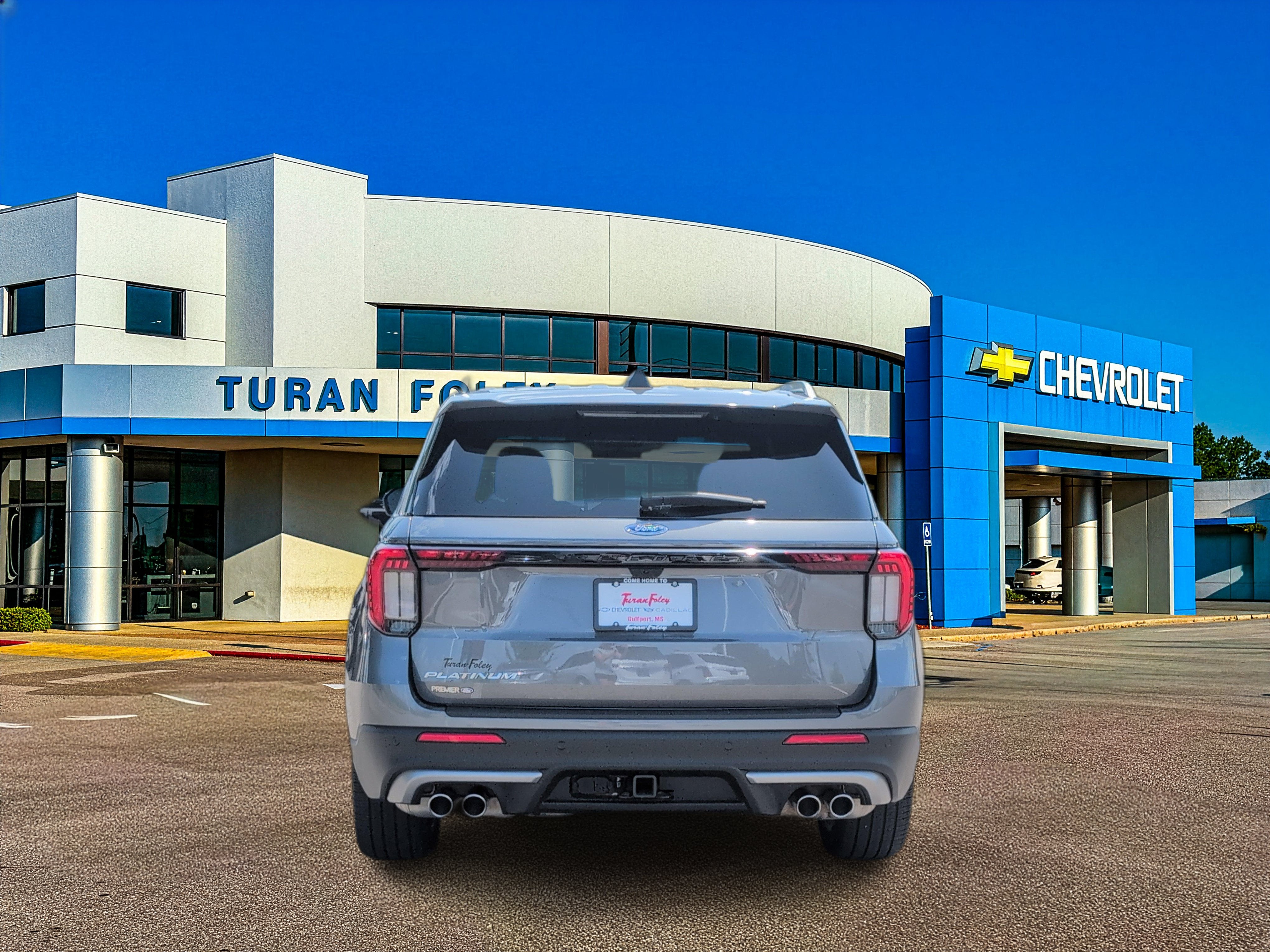 2025 Ford Explorer Platinum