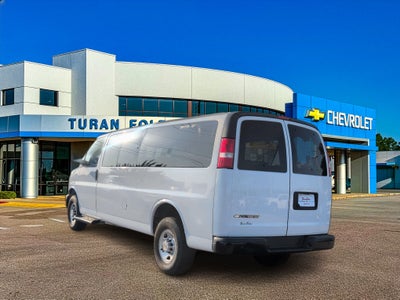 2022 Chevrolet Express Passenger 3500 1LS