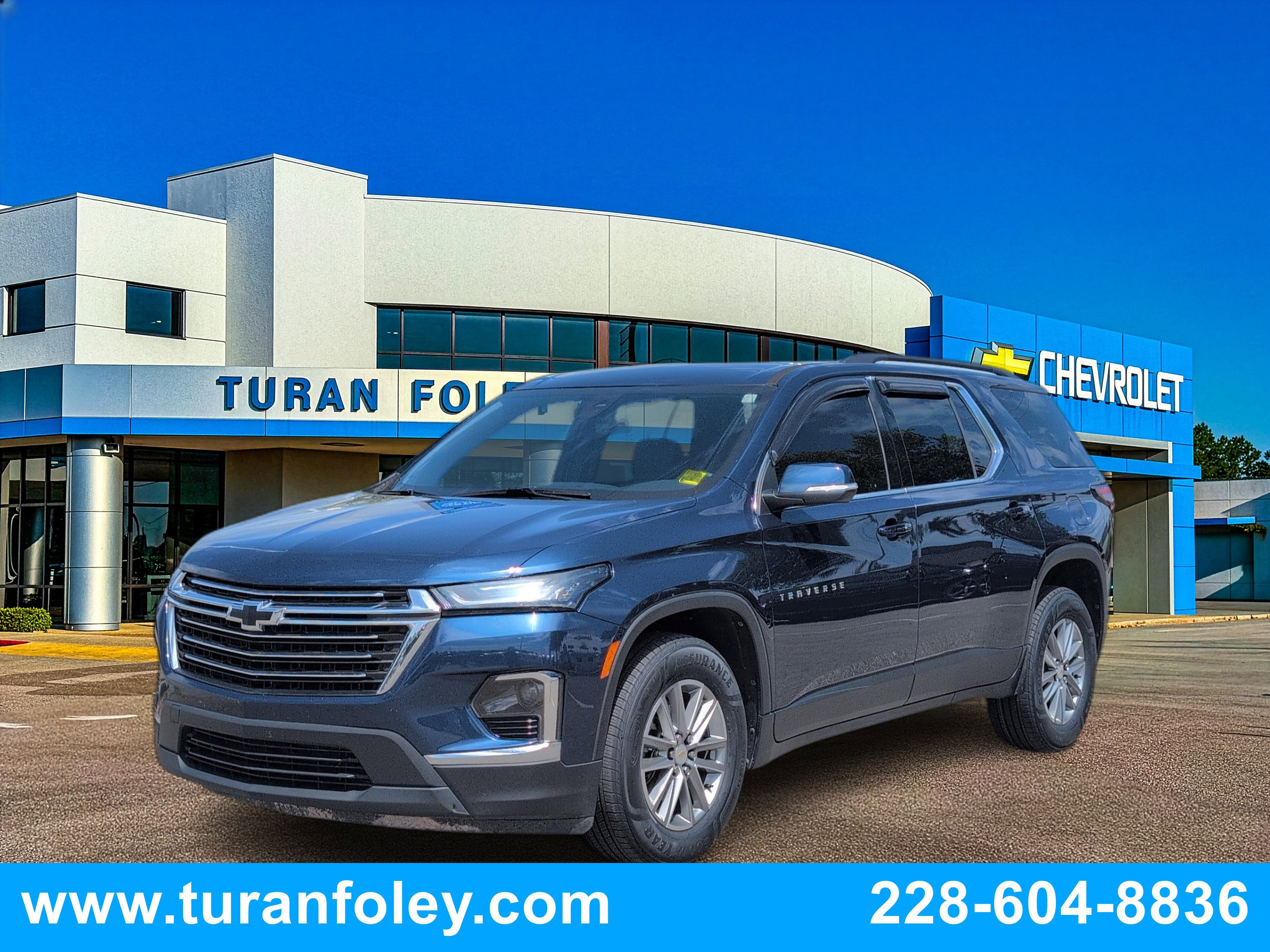 2023 Chevrolet Traverse LT Cloth