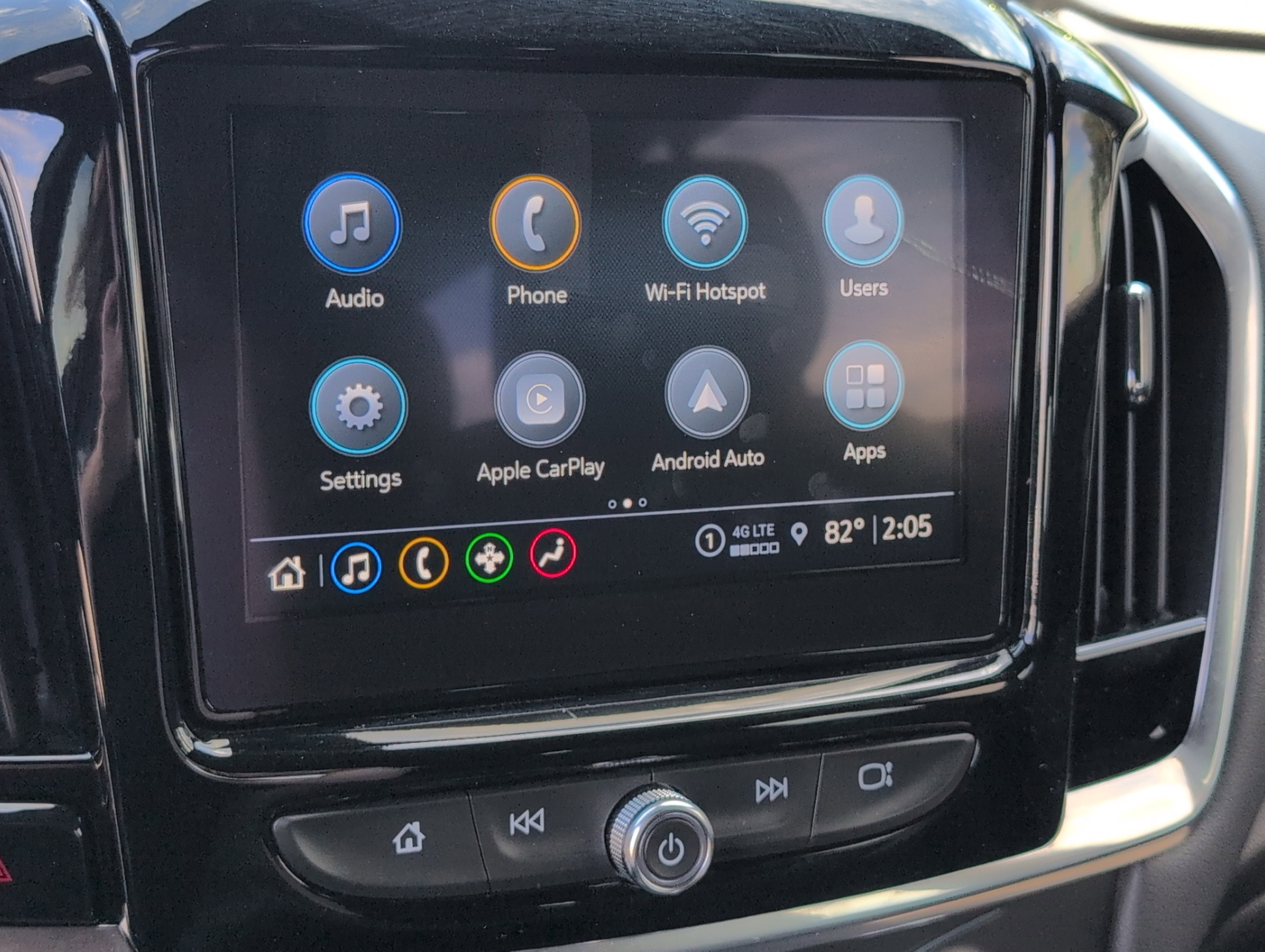 2023 Chevrolet Traverse LT Cloth