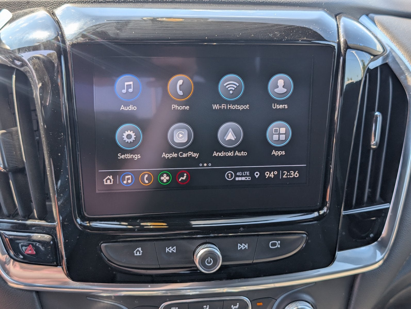 2023 Chevrolet Traverse LT Cloth