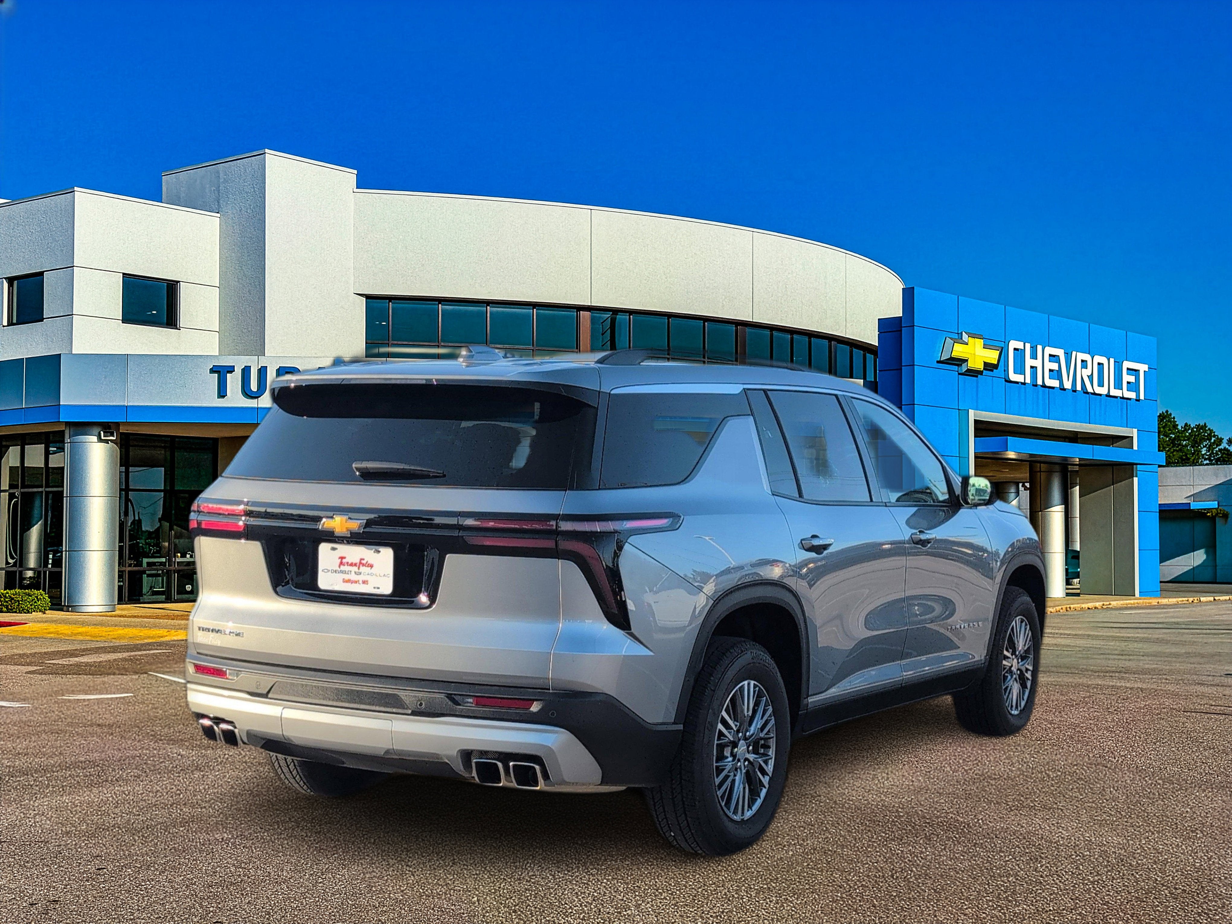 2025 Chevrolet Traverse LT