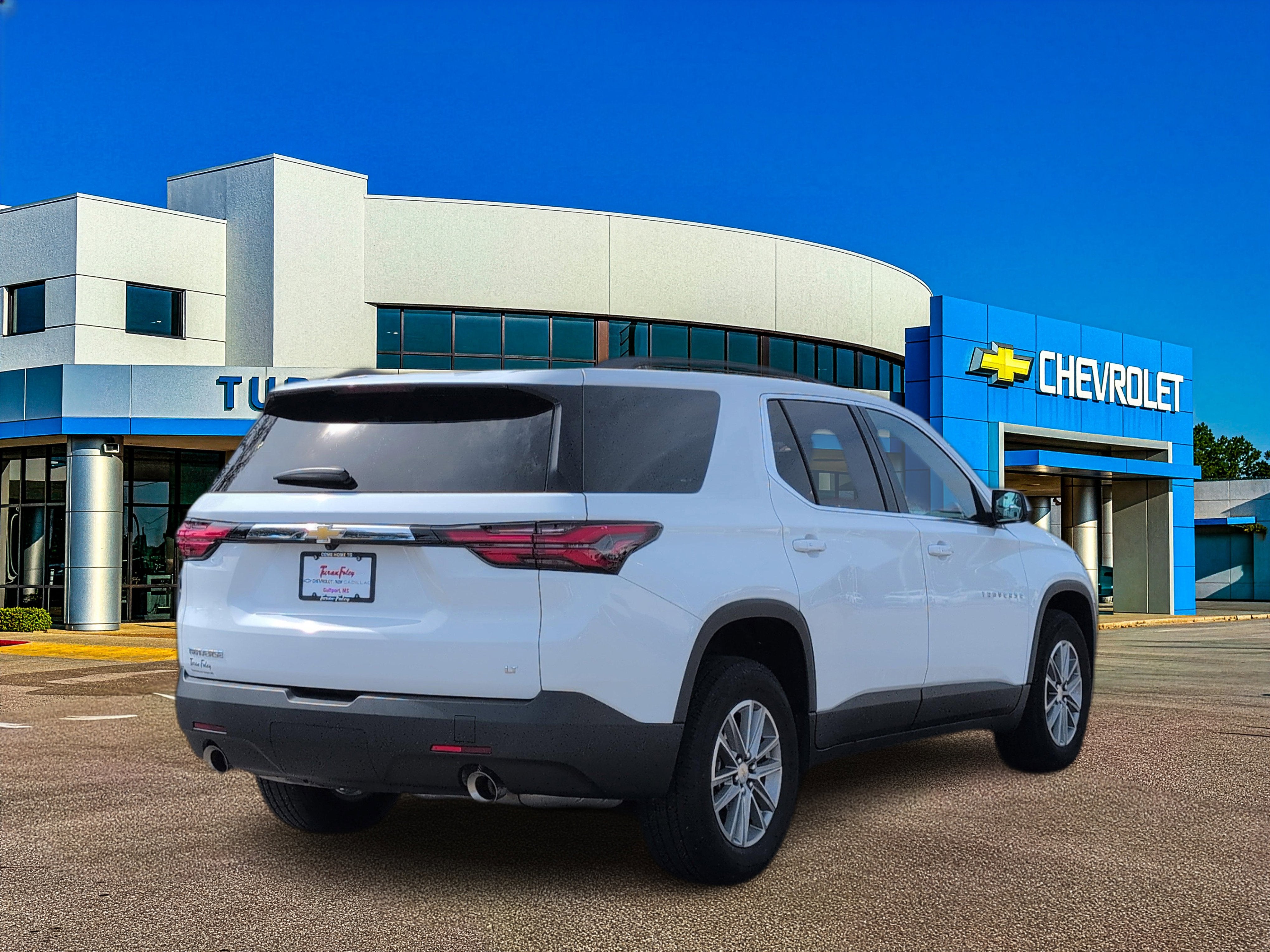 2023 Chevrolet Traverse LT Leather