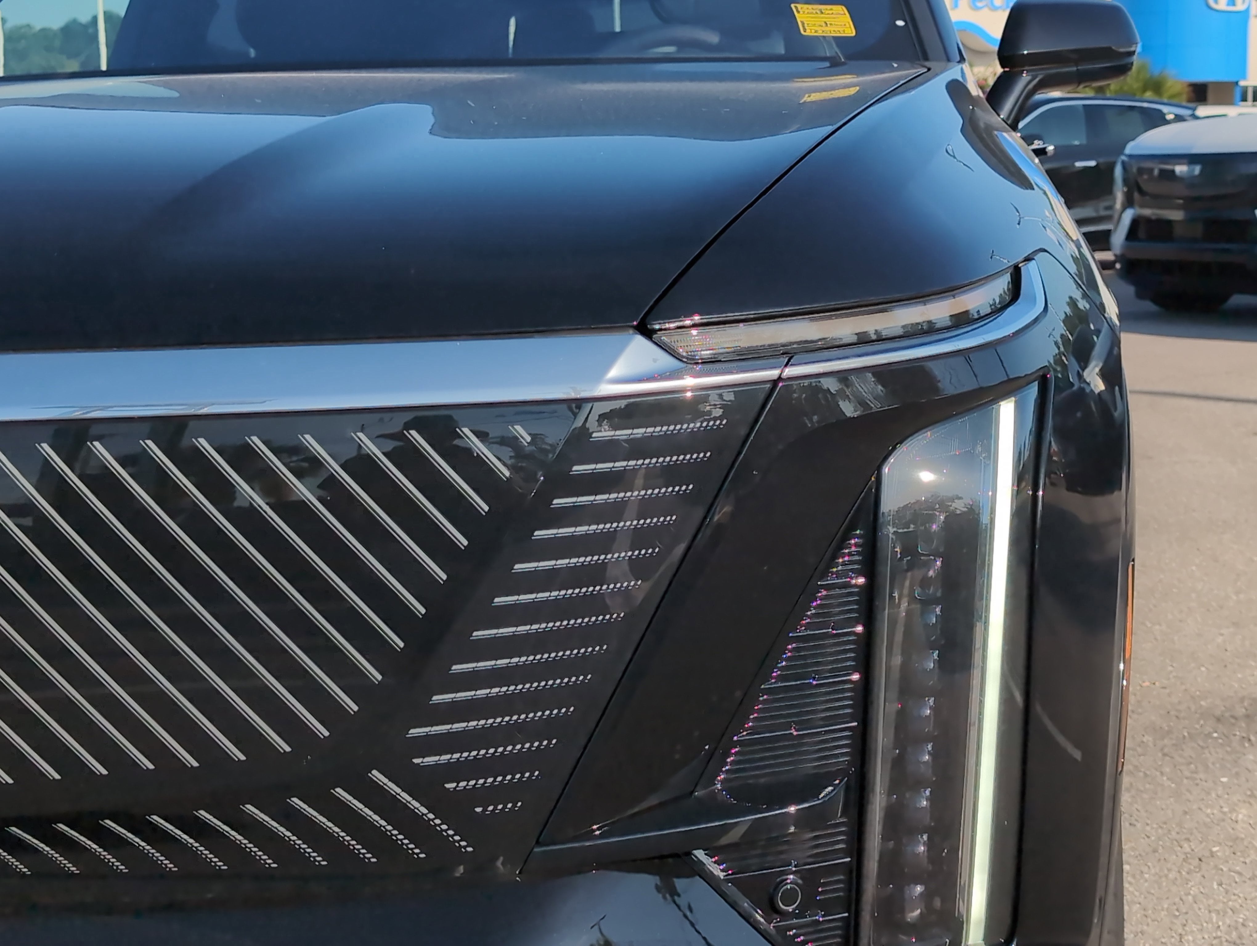 2026 Cadillac VISTIQ Luxury