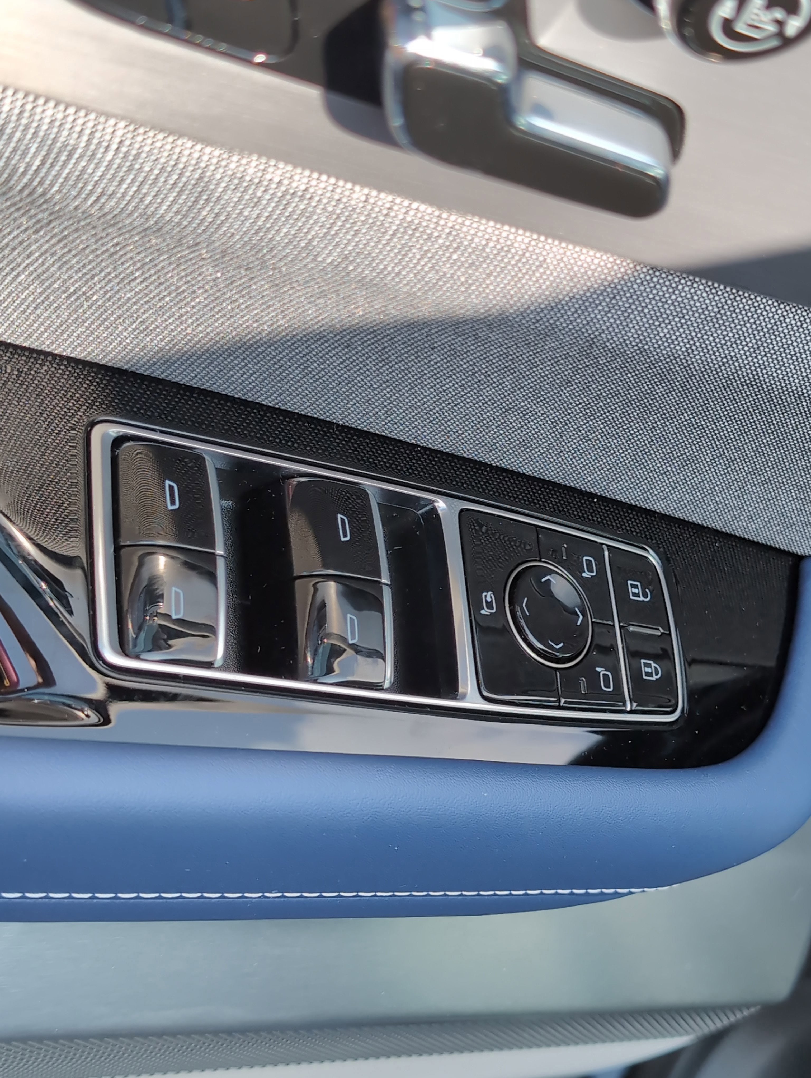 2026 Cadillac VISTIQ Premium Luxury