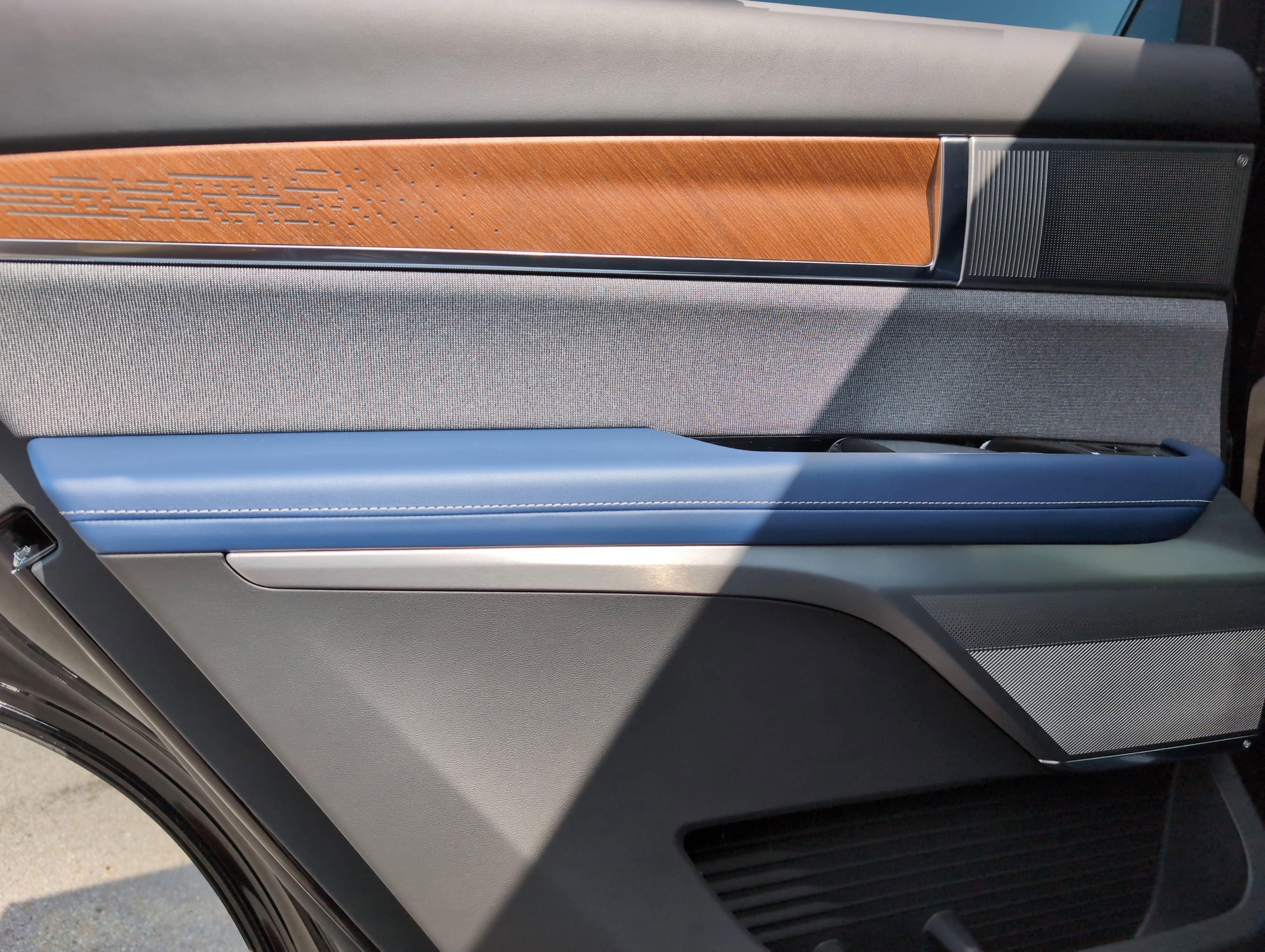 2026 Cadillac VISTIQ Premium Luxury