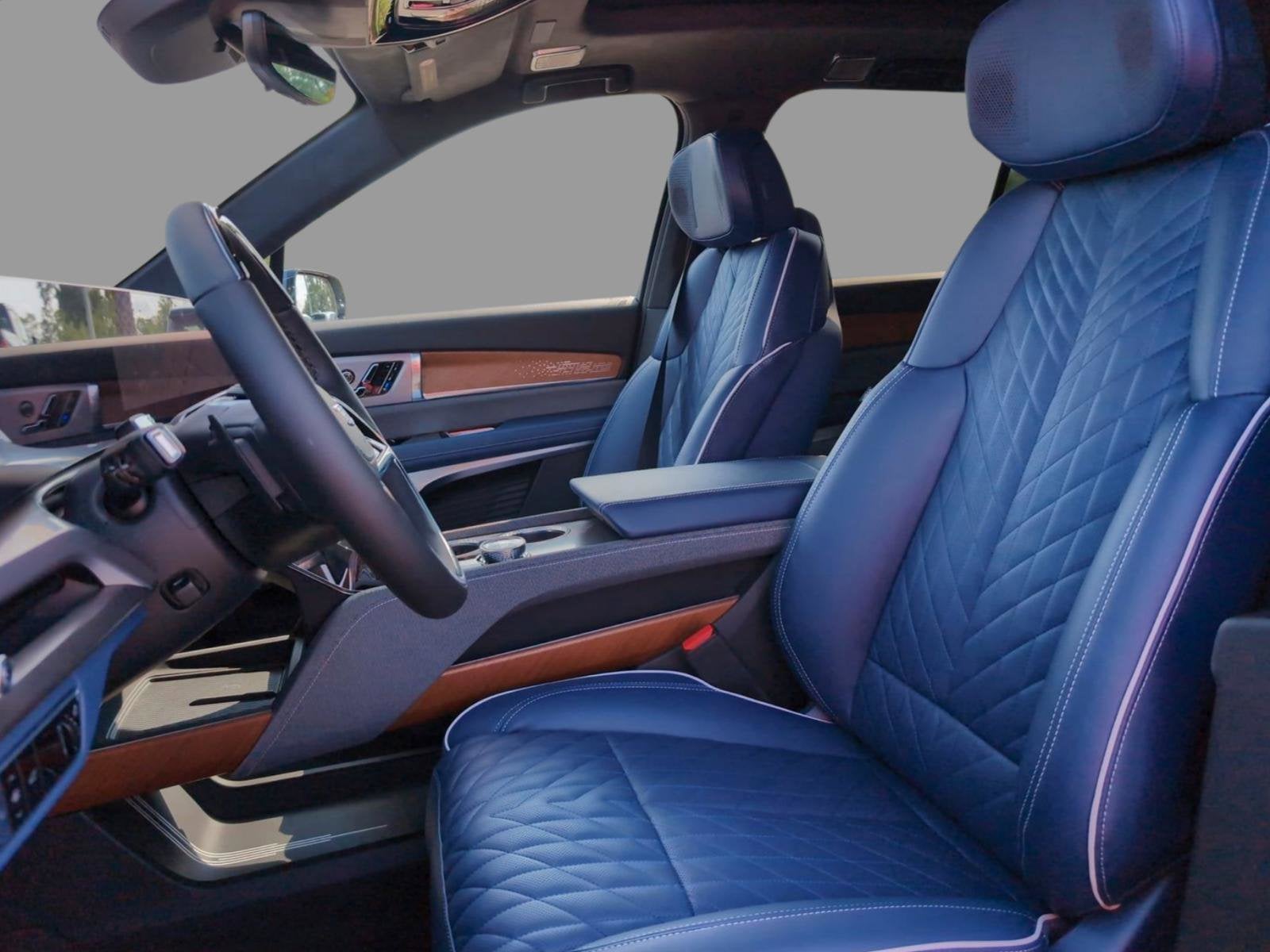 2026 Cadillac VISTIQ Premium Luxury