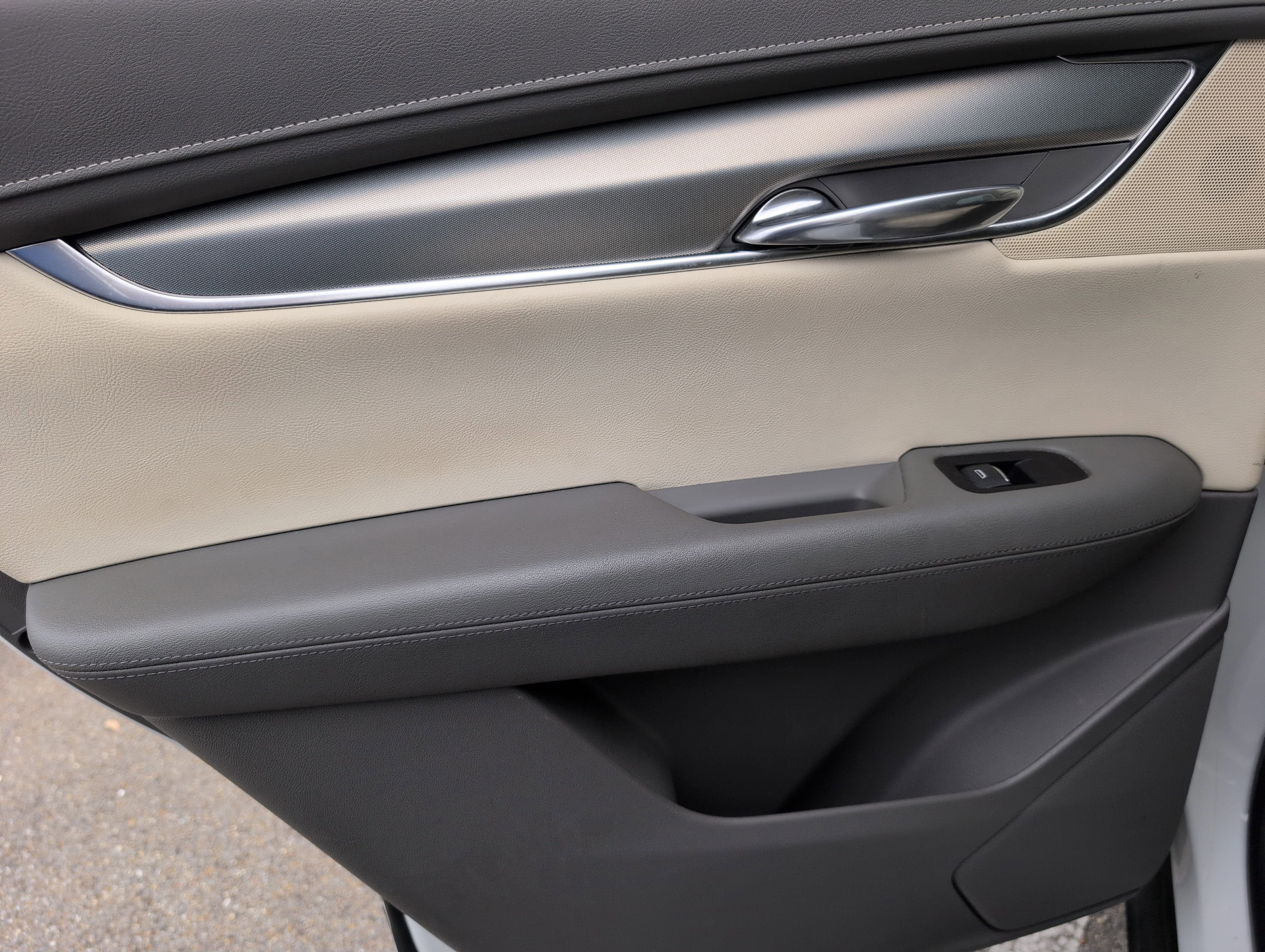 2017 Cadillac XT5 Luxury FWD