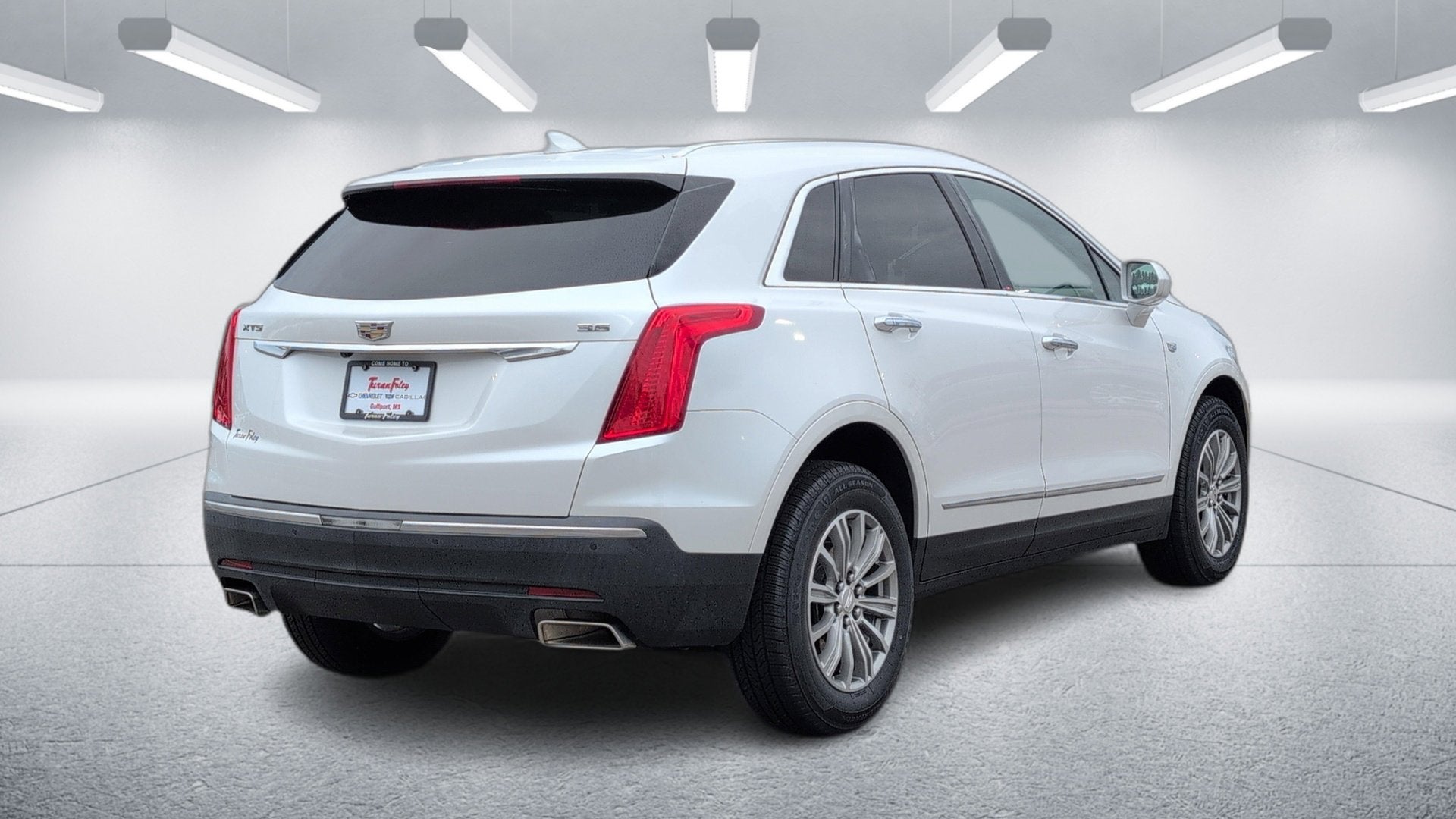 2017 Cadillac XT5 Luxury FWD