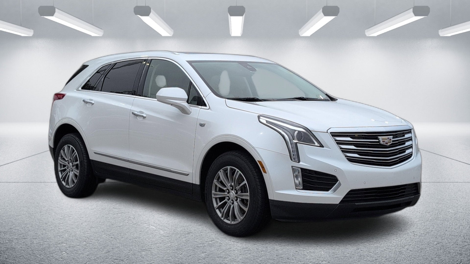 2017 Cadillac XT5 Luxury FWD