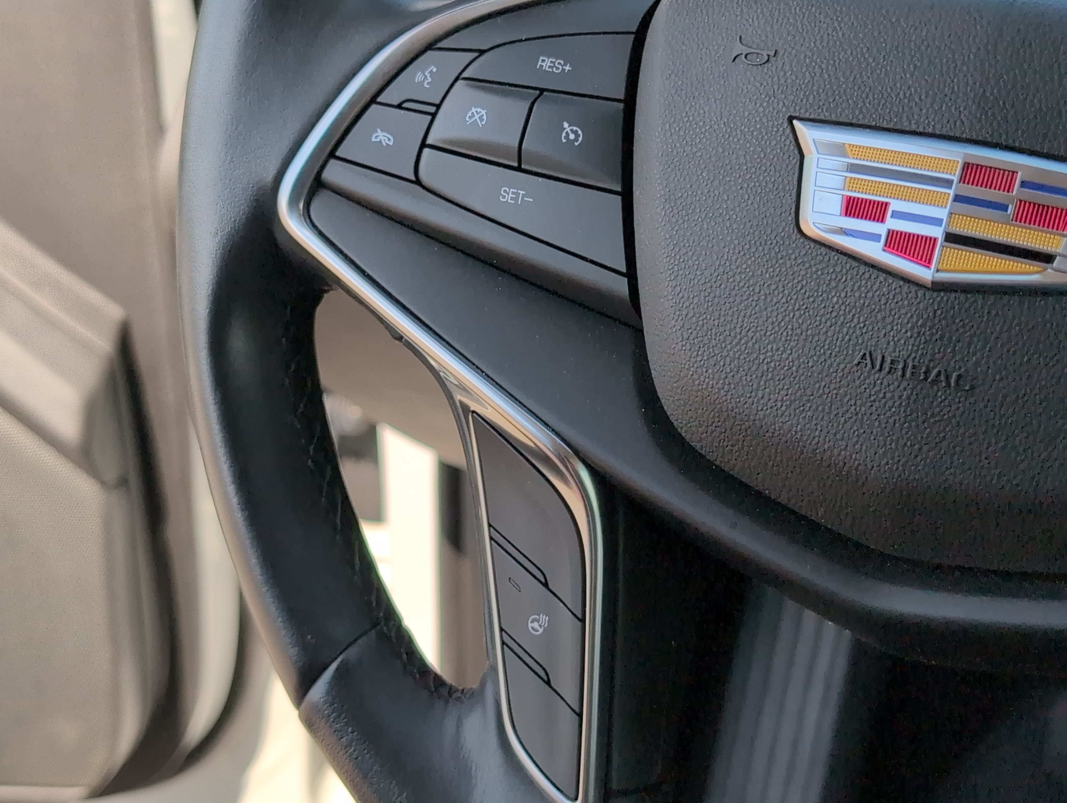 2018 Cadillac XT5 Luxury FWD