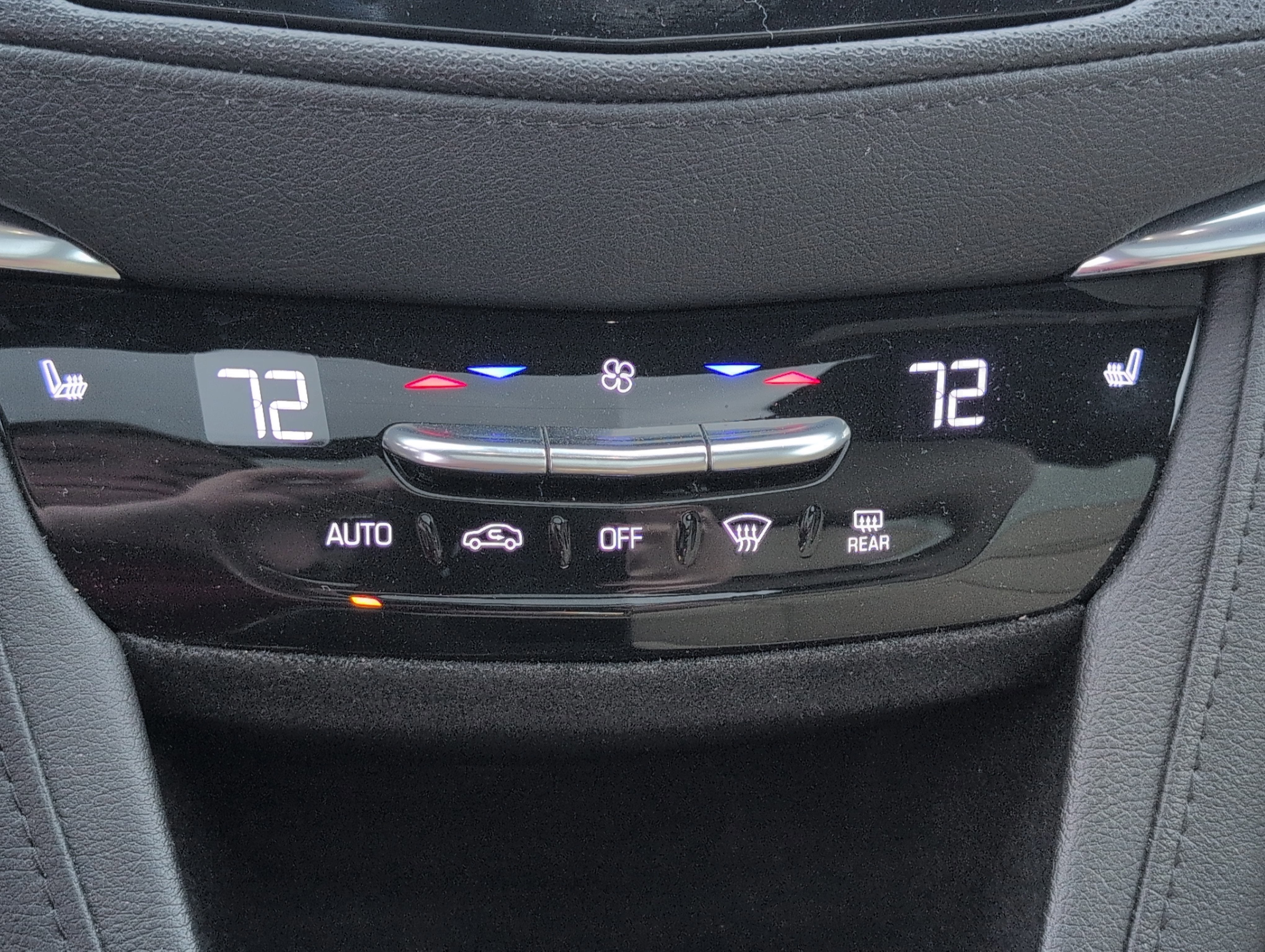 2018 Cadillac XT5 Luxury FWD