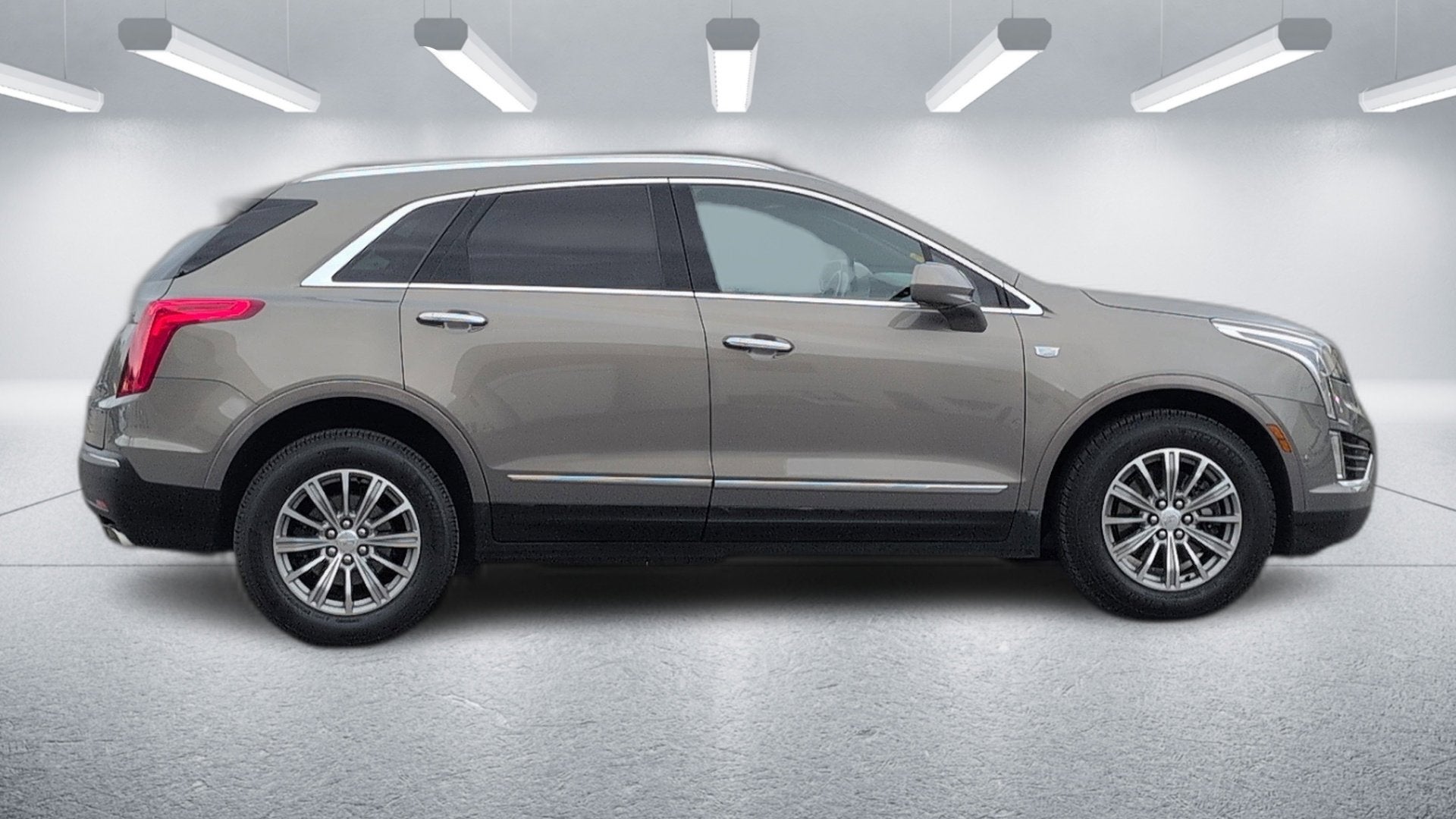 2018 Cadillac XT5 Luxury FWD