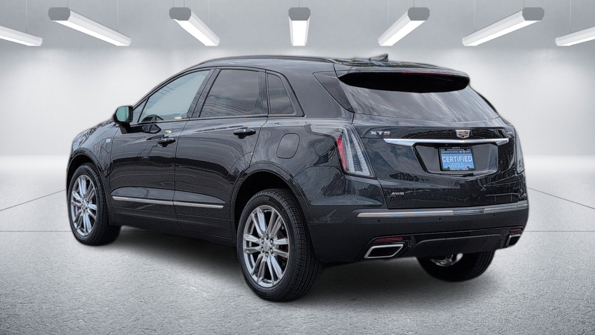 2023 Cadillac XT5 Sport