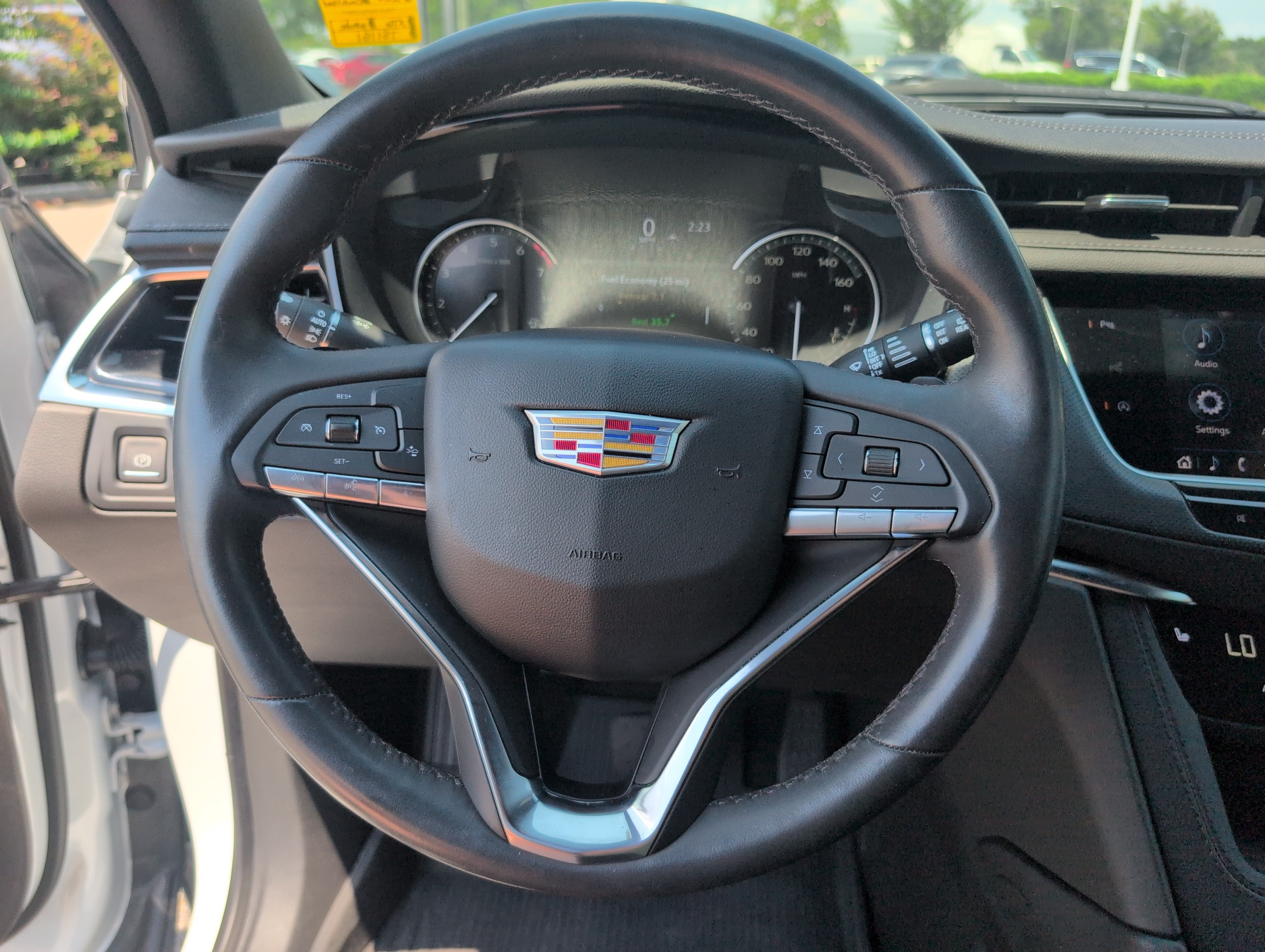 2024 Cadillac XT6 Luxury