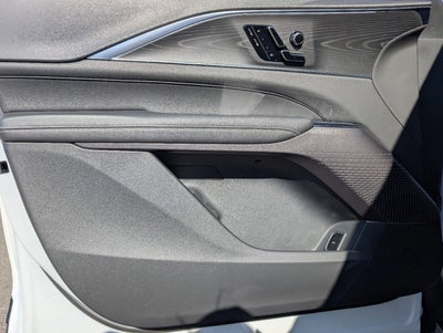 2025 Cadillac LYRIQ Luxury 1