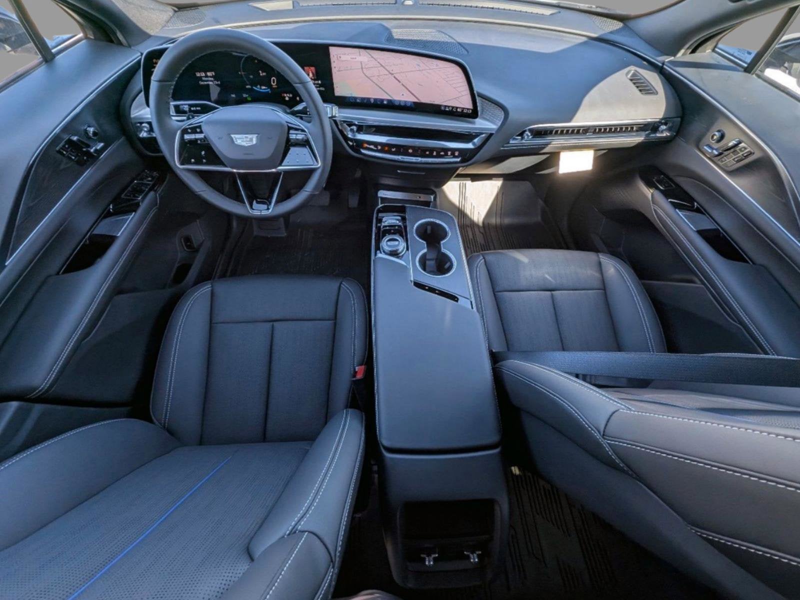 2025 Cadillac LYRIQ Luxury 1