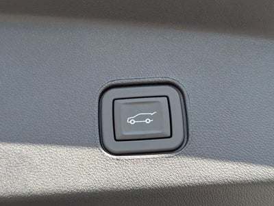 2025 Cadillac LYRIQ Luxury 1