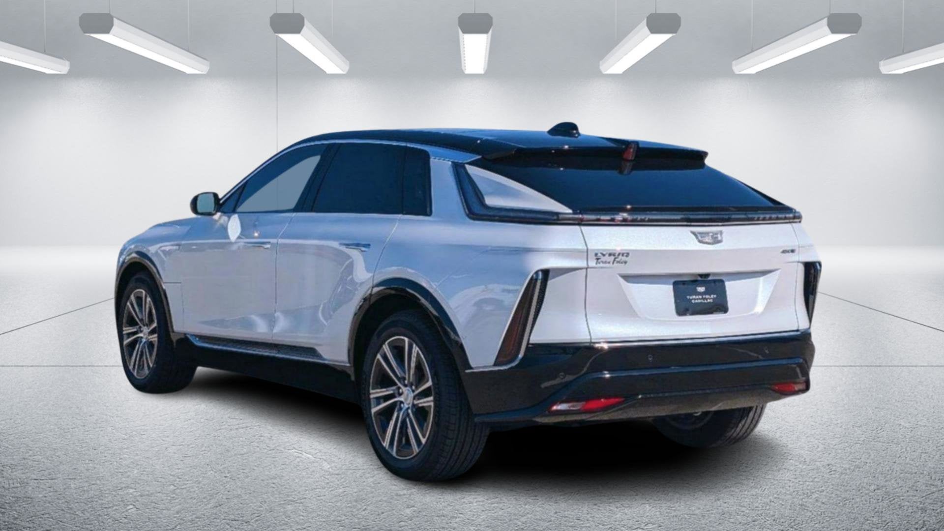 2025 Cadillac LYRIQ Luxury 1