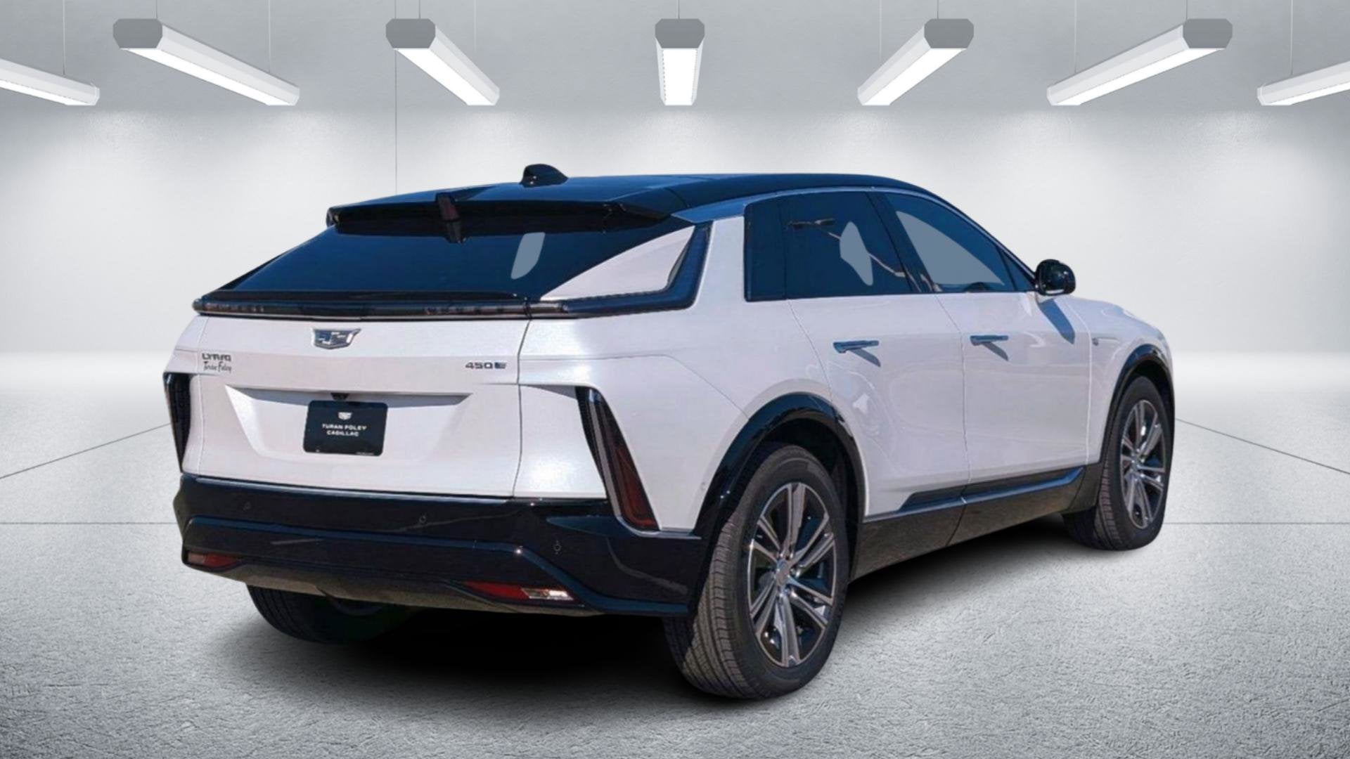 2025 Cadillac LYRIQ Luxury 1