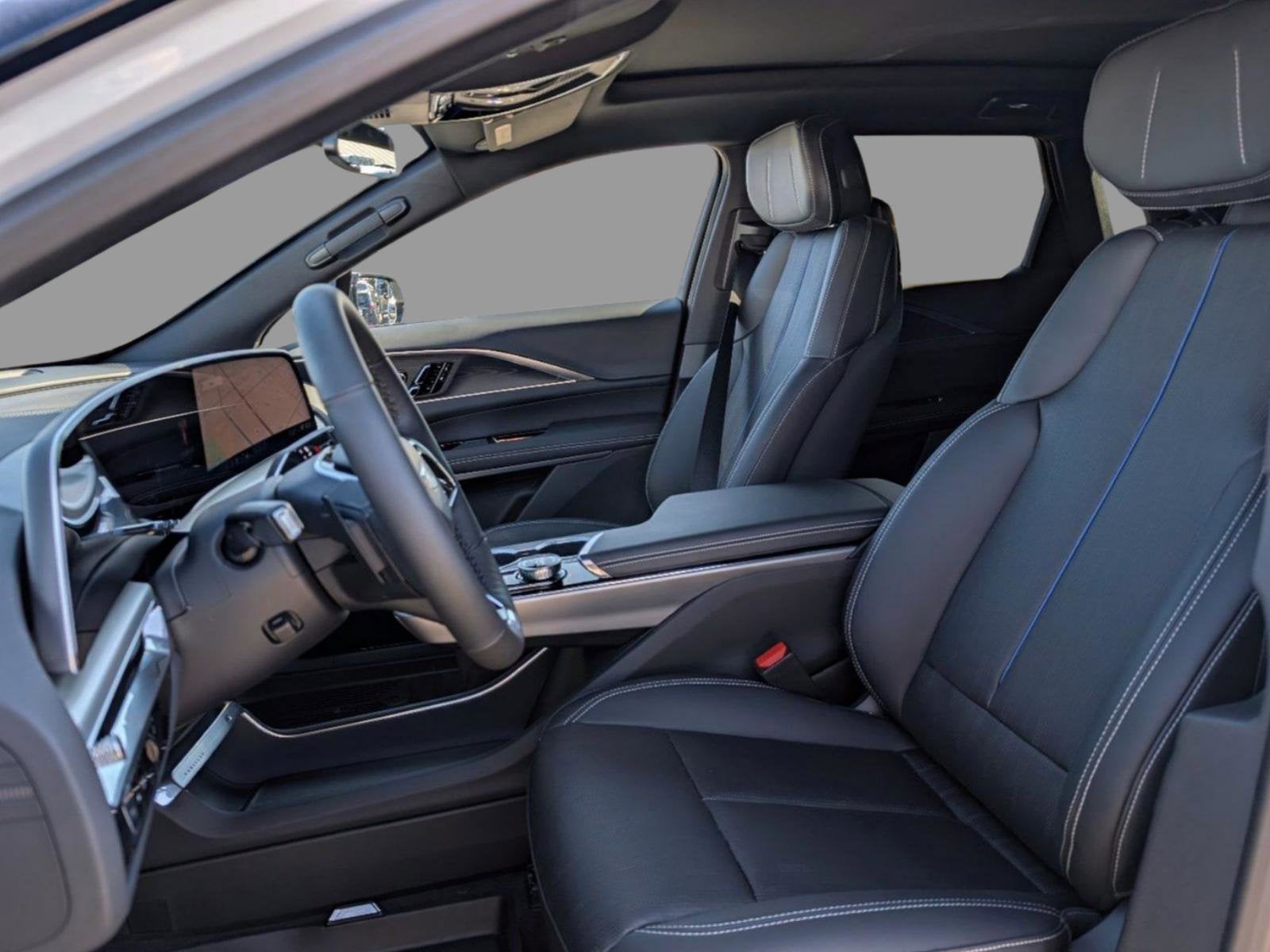 2025 Cadillac LYRIQ Luxury 1