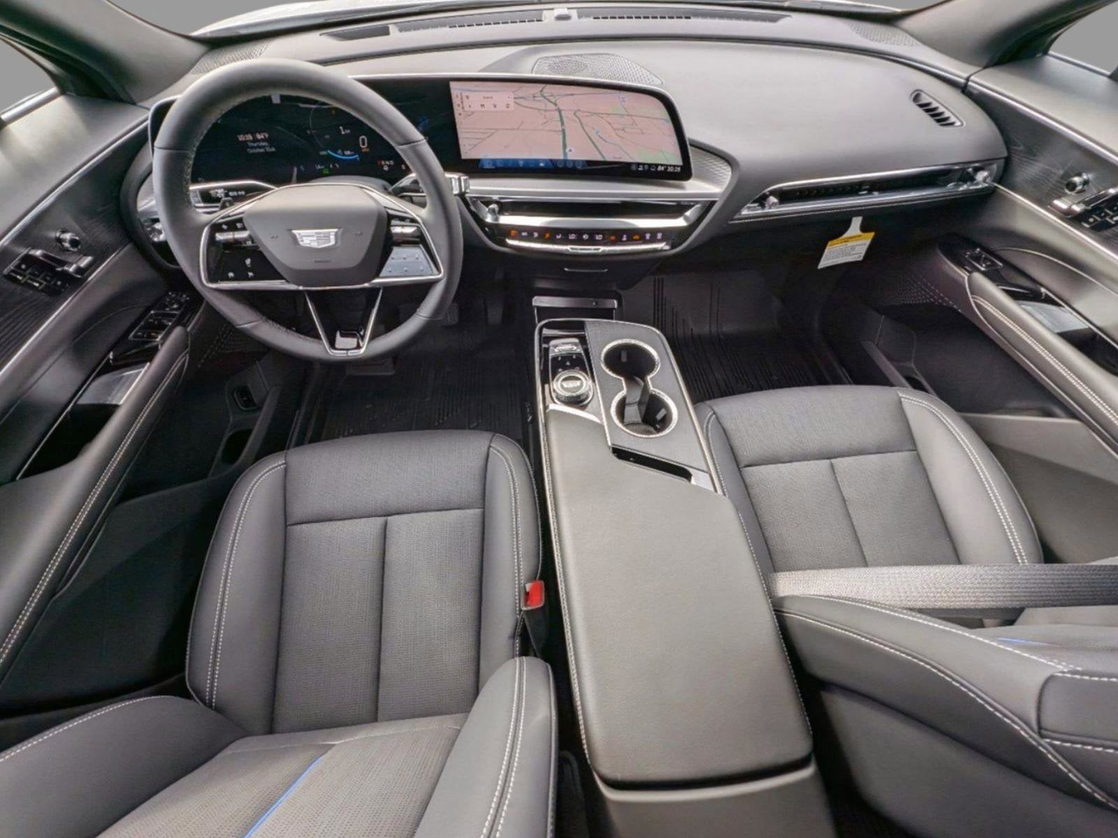 2025 Cadillac LYRIQ Luxury 1