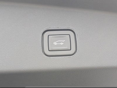 2025 Cadillac LYRIQ Luxury 1