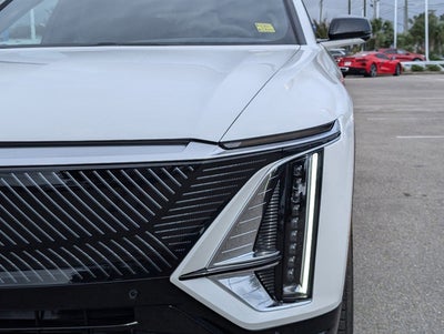 2025 Cadillac LYRIQ Luxury 1