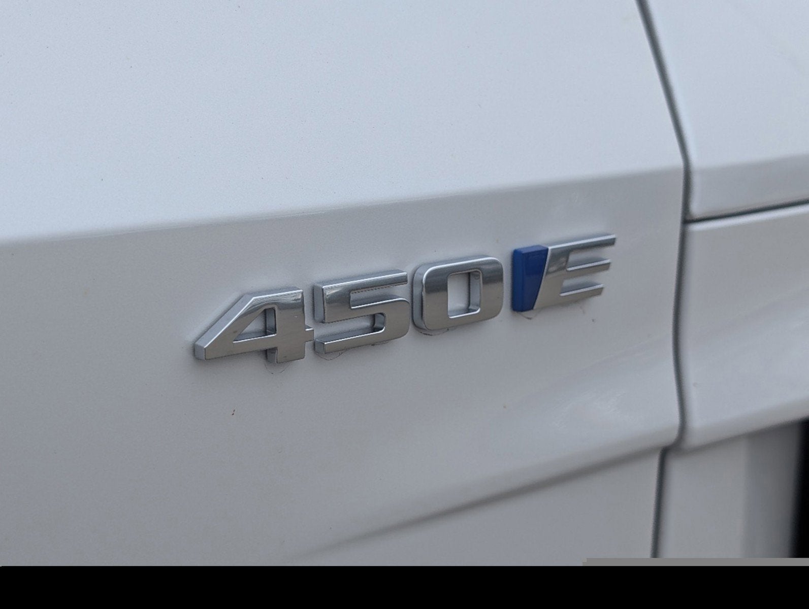 2025 Cadillac LYRIQ Luxury 1