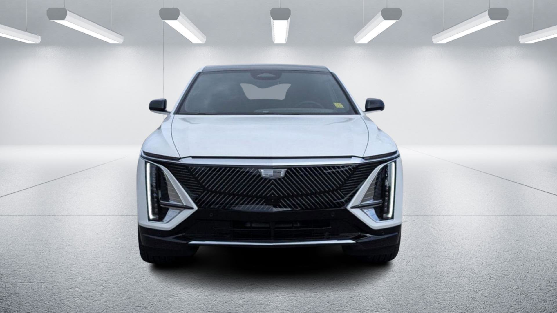 2025 Cadillac LYRIQ Luxury 1