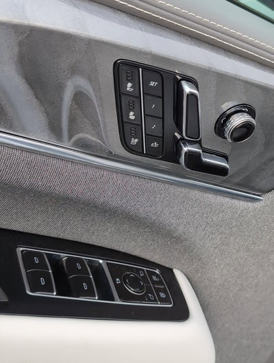 2026 Cadillac ESCALADE IQL Sport