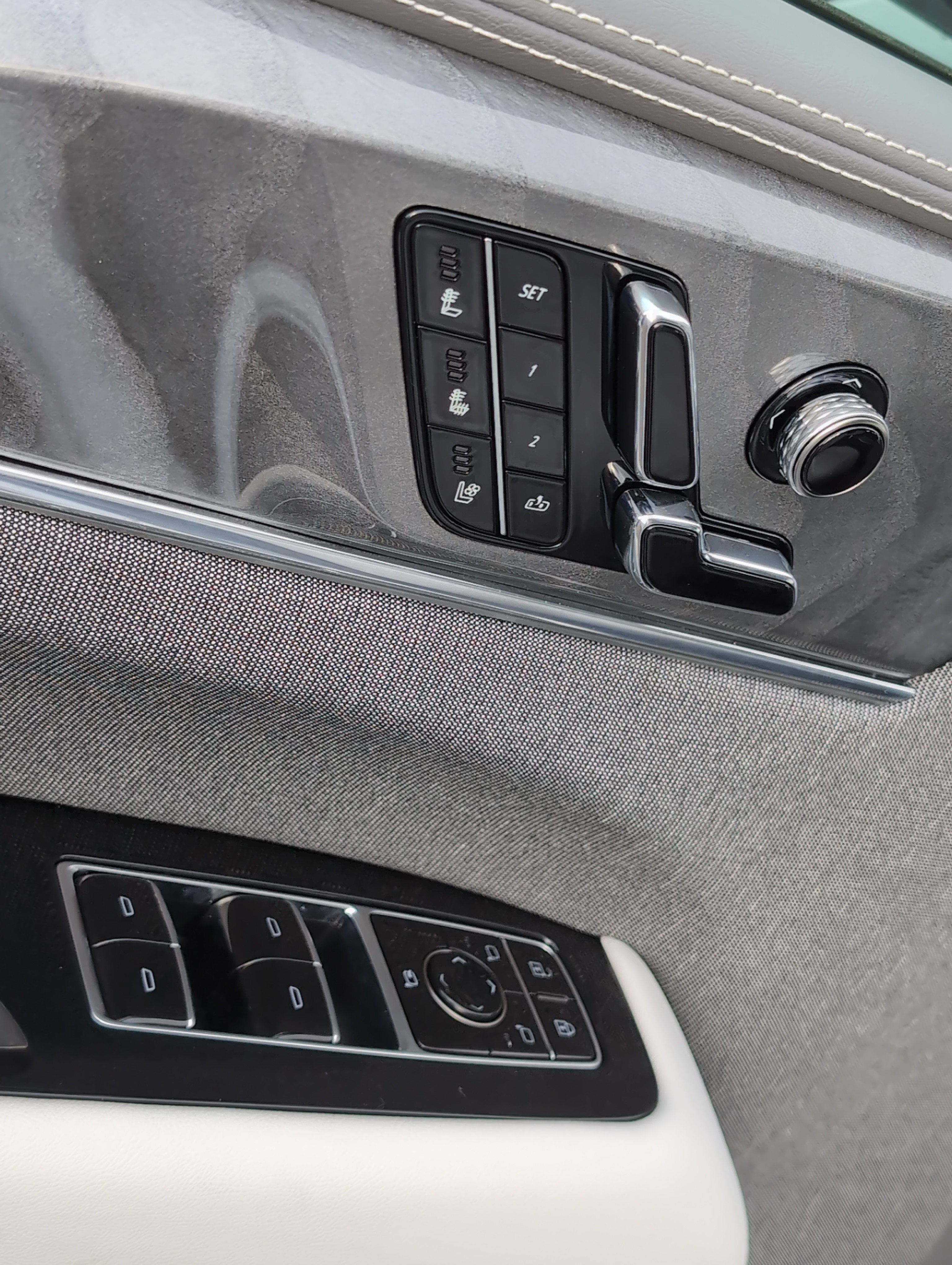 2026 Cadillac ESCALADE IQL Sport