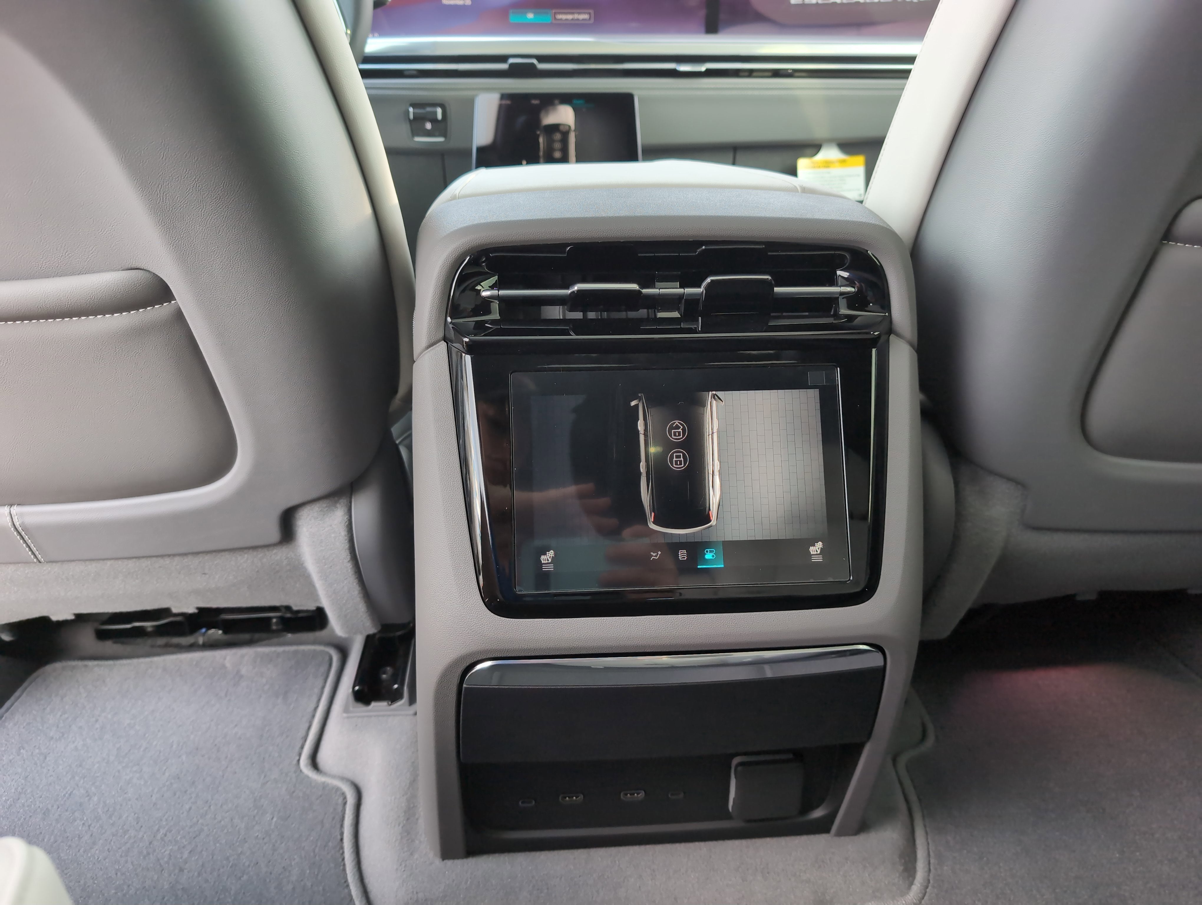 2026 Cadillac ESCALADE IQL Sport