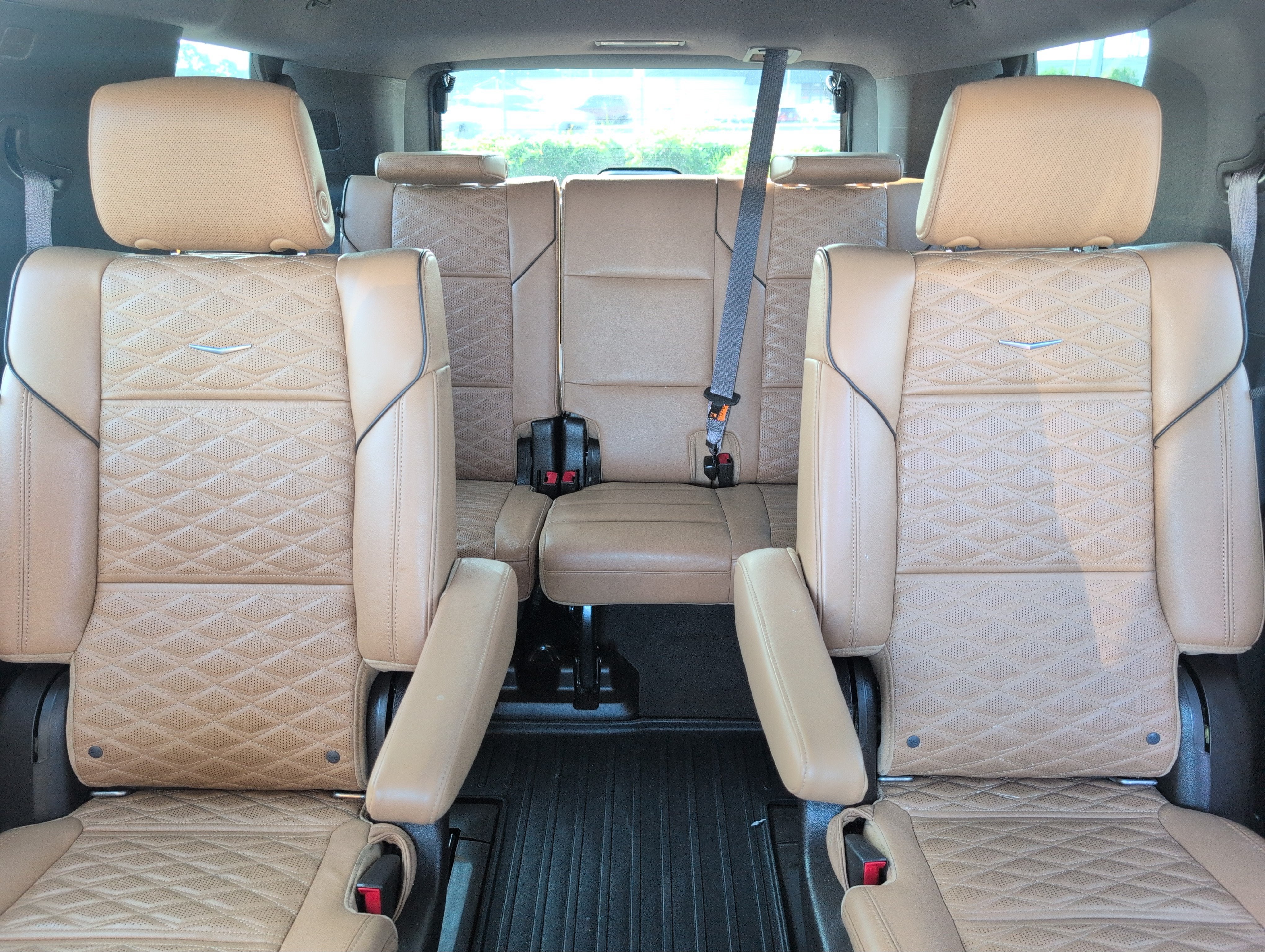 2022 Cadillac Escalade Sport