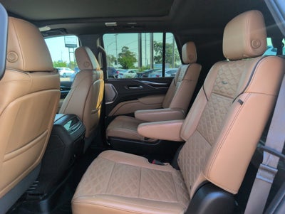 2022 Cadillac Escalade Sport