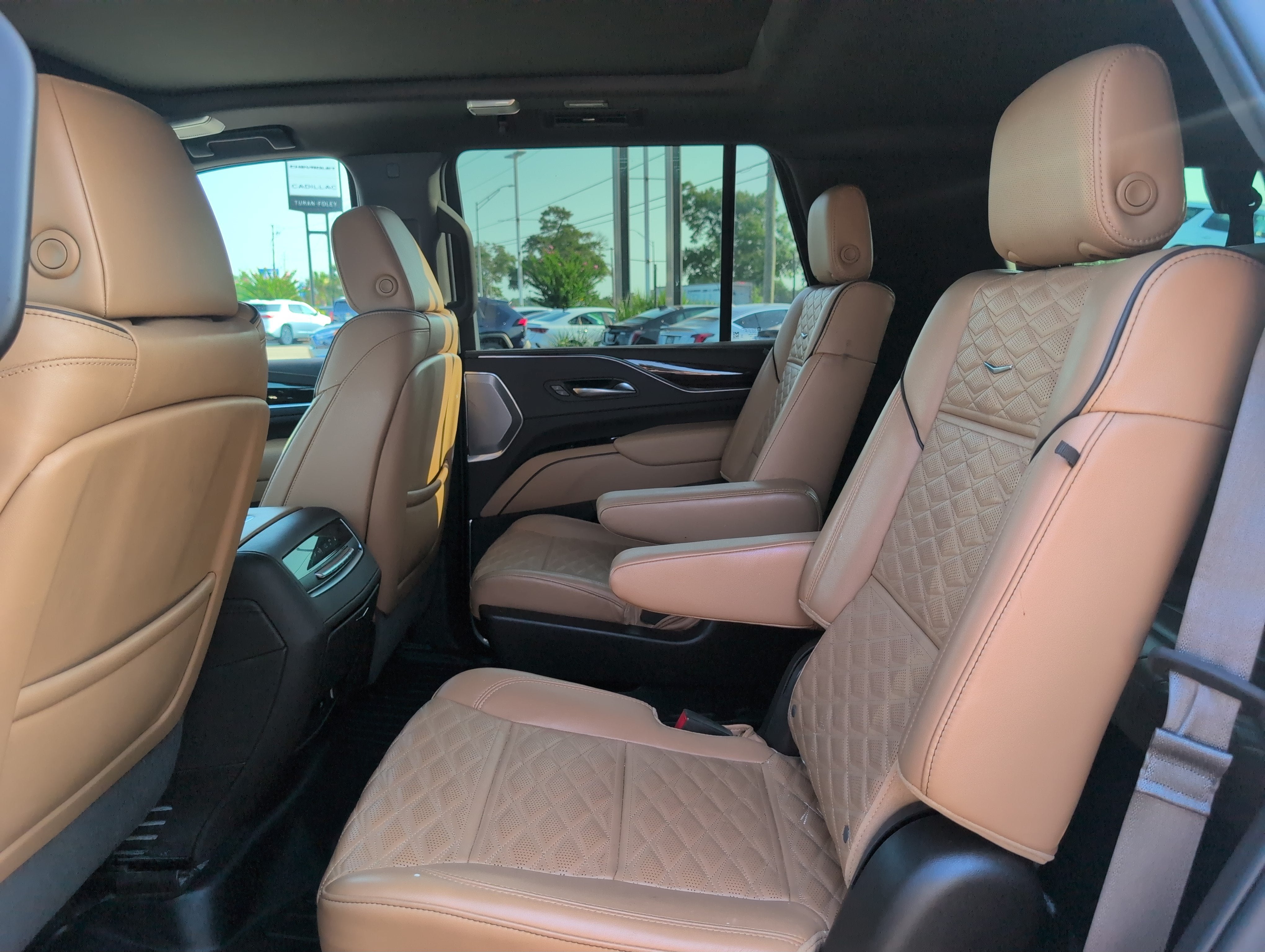 2022 Cadillac Escalade Sport