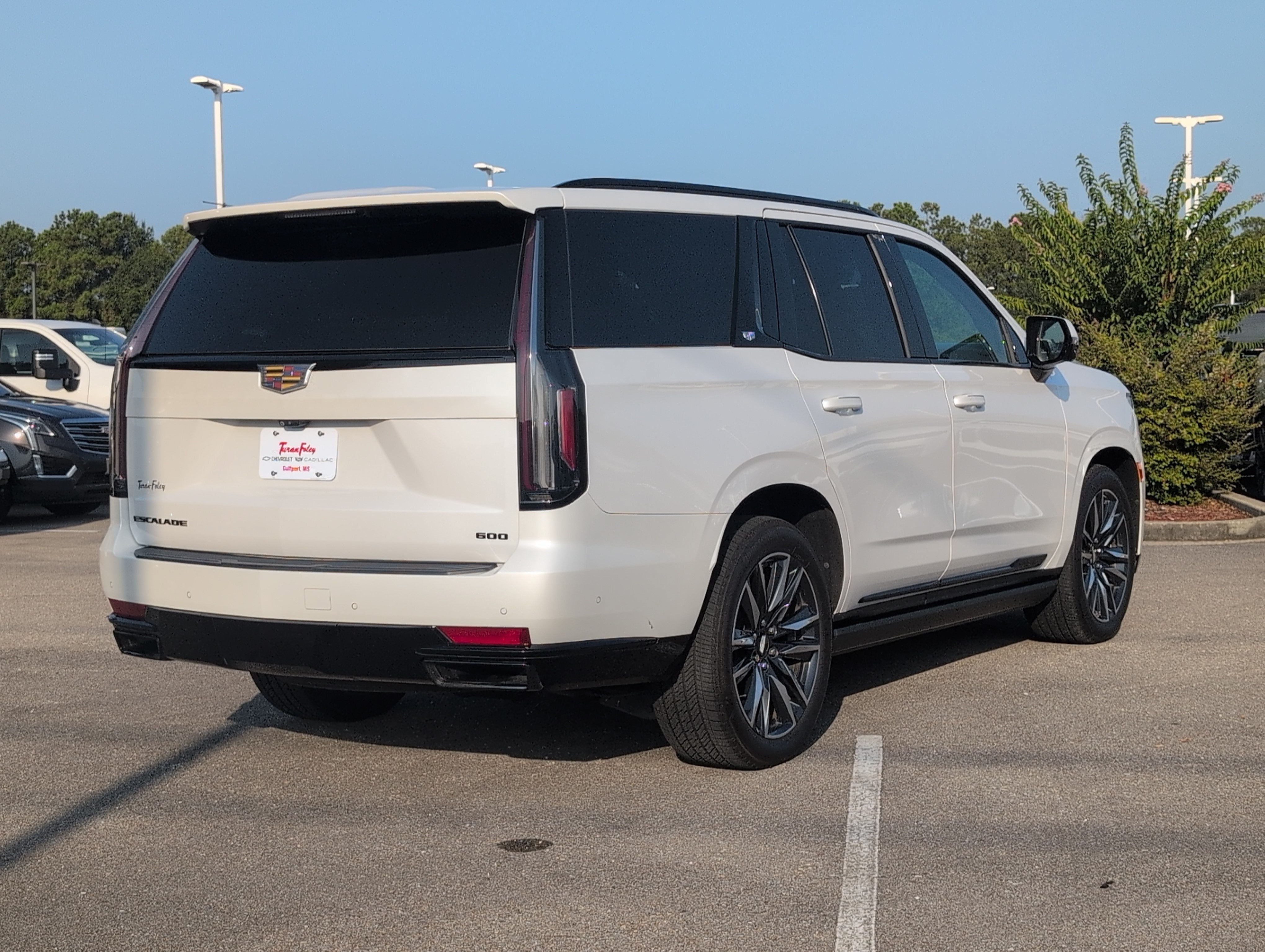 2022 Cadillac Escalade Sport