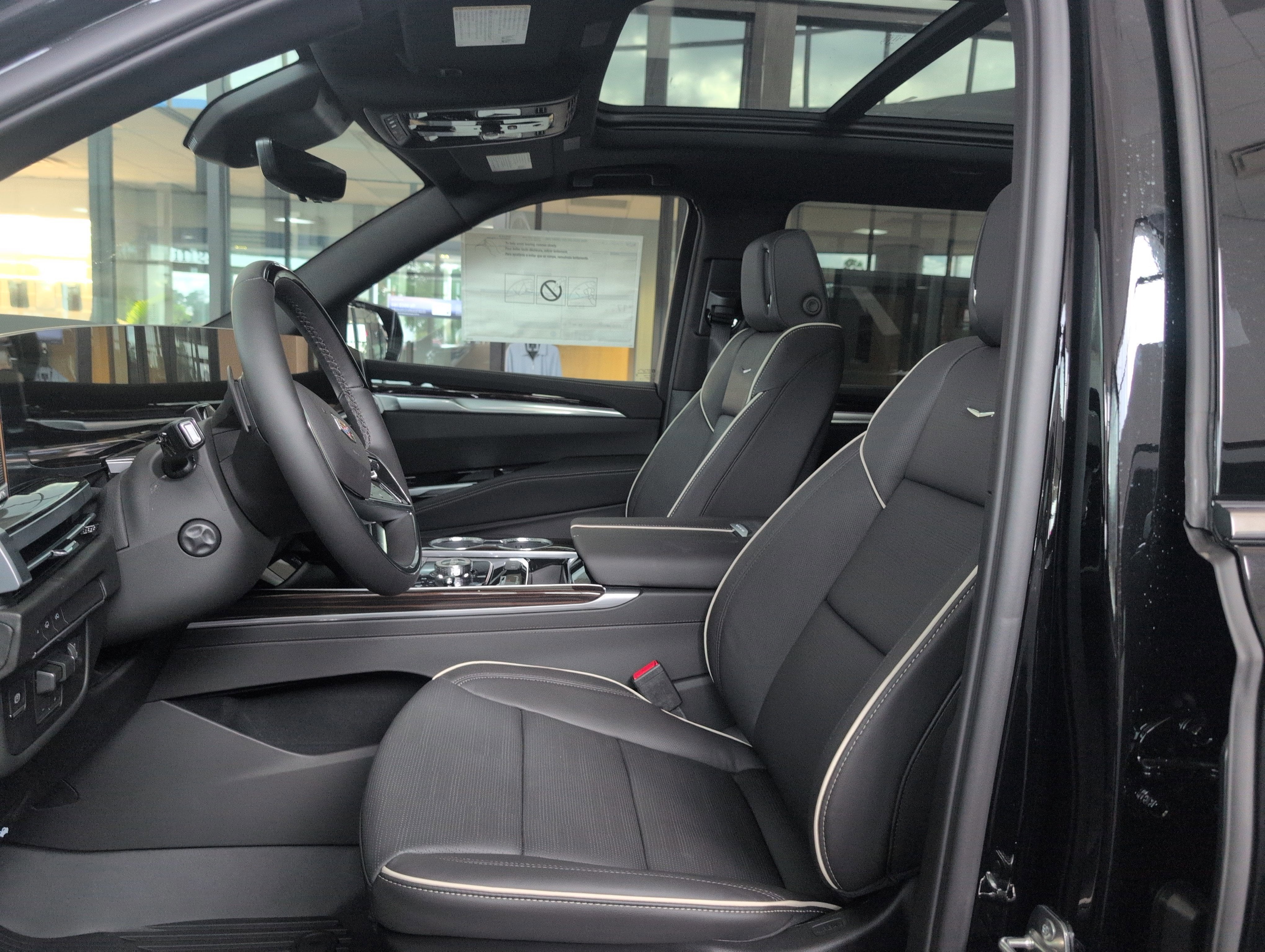 2026 Cadillac Escalade ESV Luxury - Photo 10