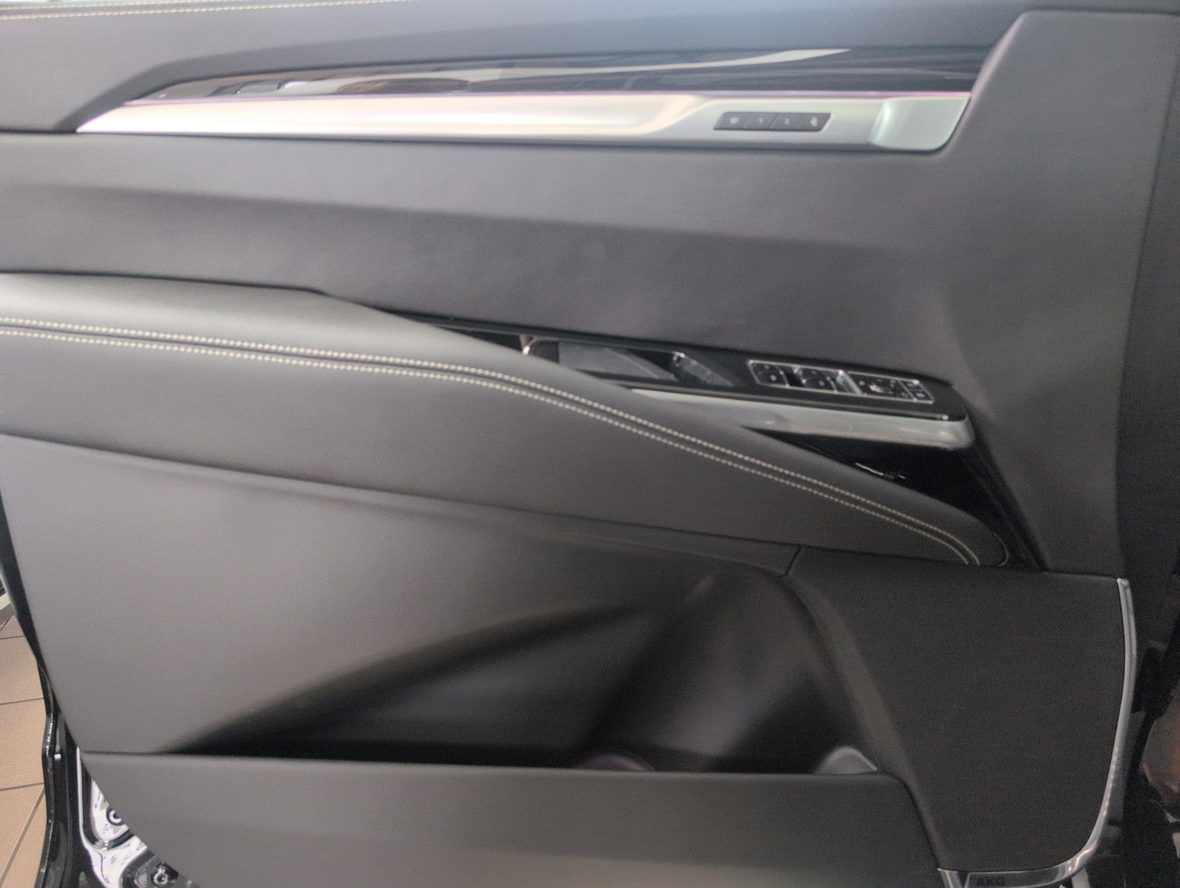 2026 Cadillac Escalade ESV Luxury
