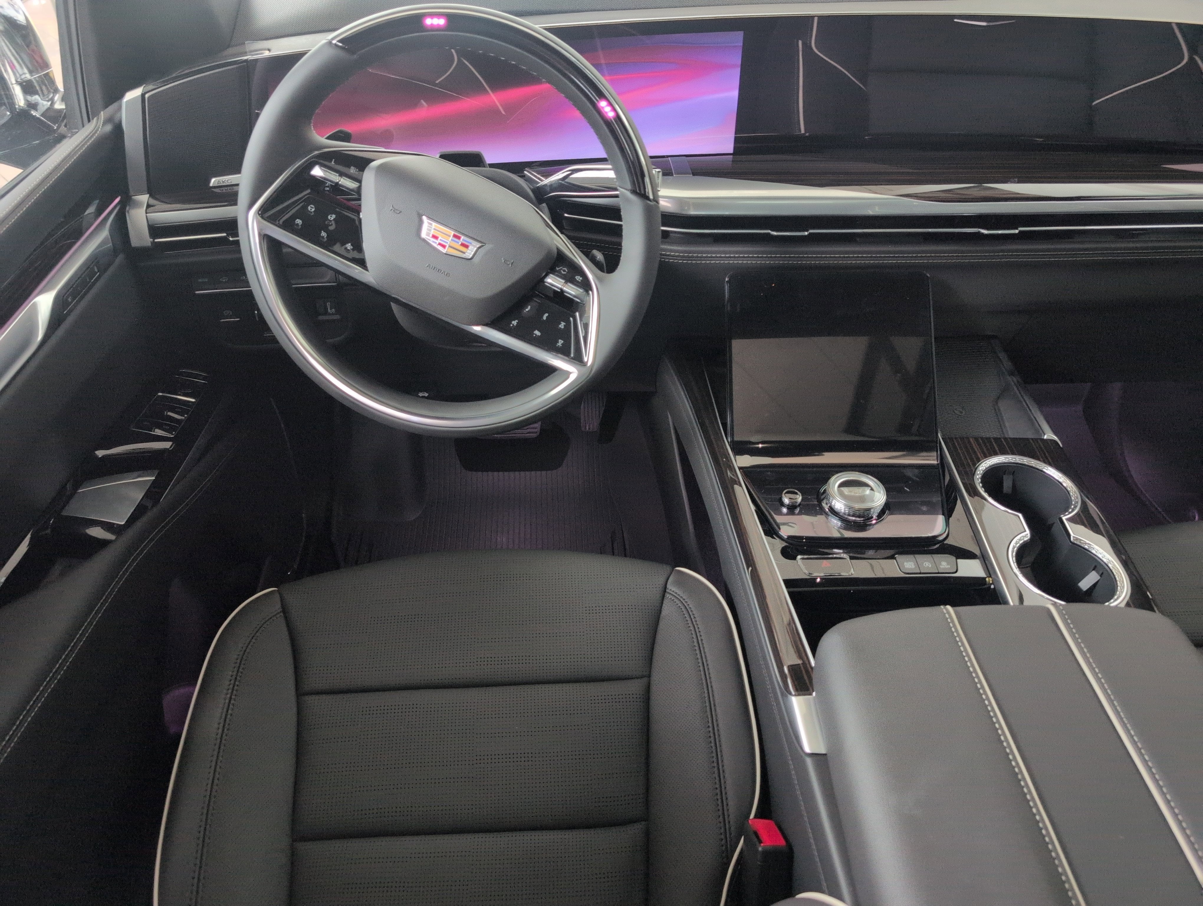 2026 Cadillac Escalade ESV Luxury