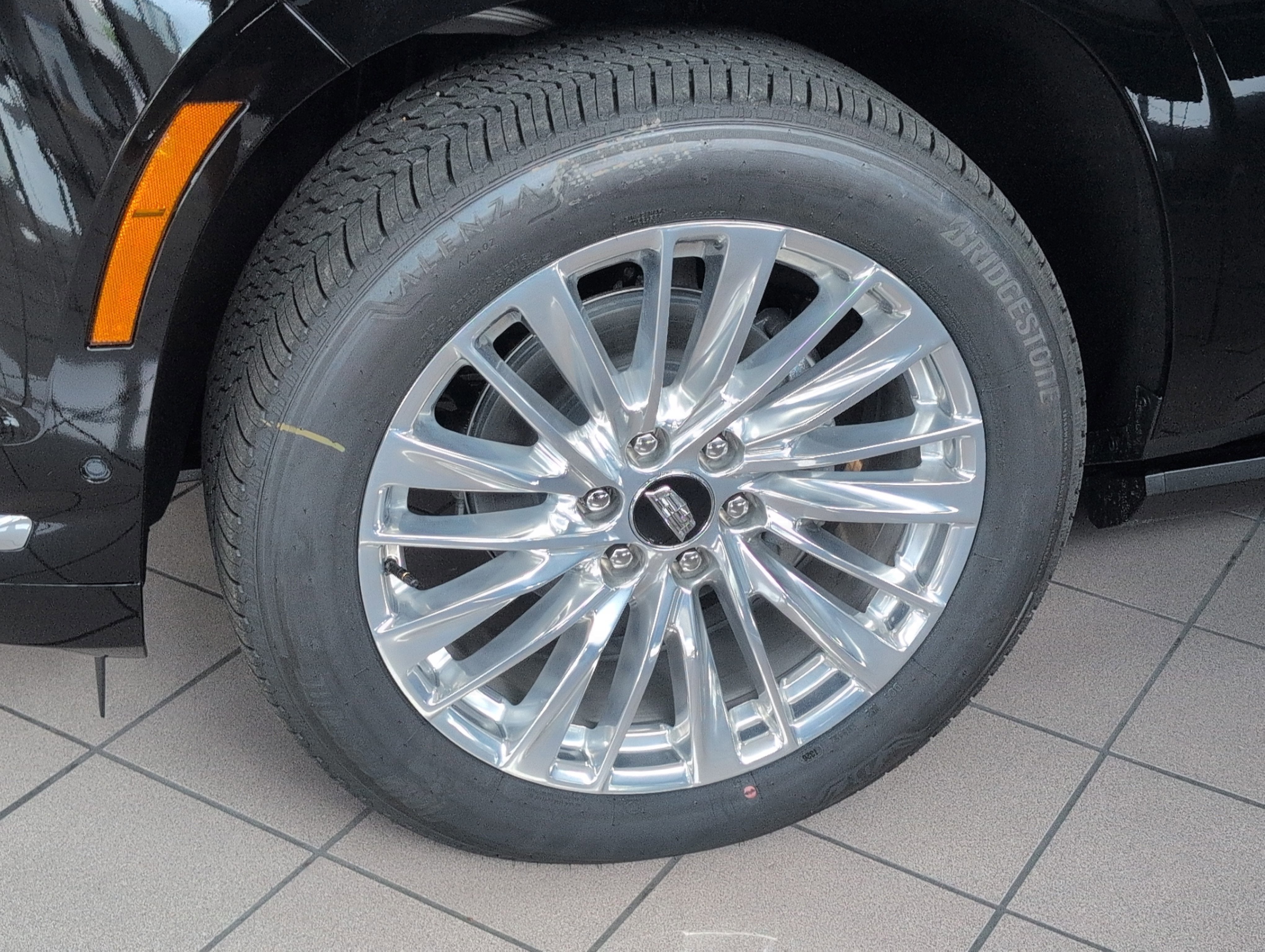 2026 Cadillac Escalade ESV Luxury - Photo 8