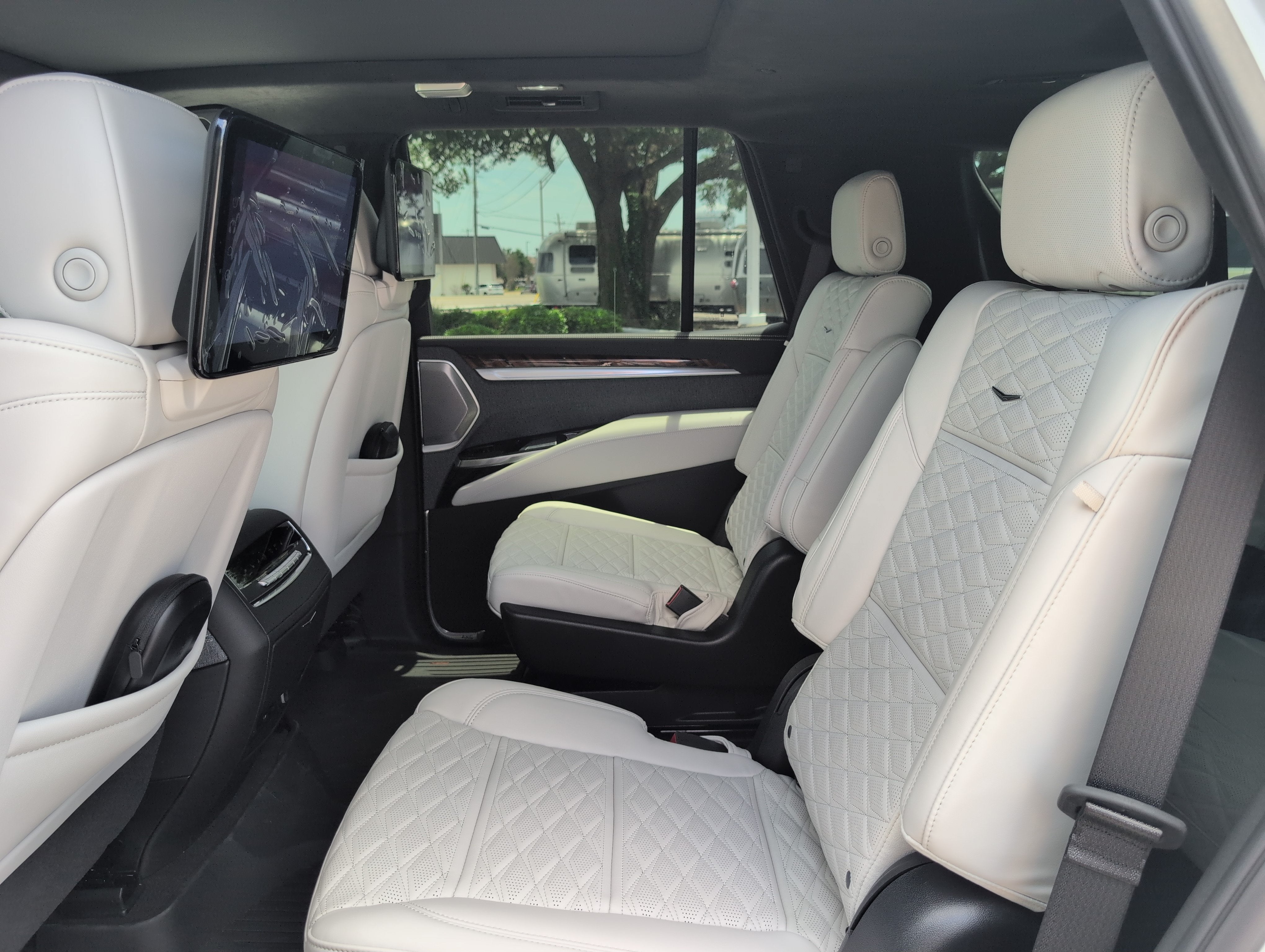 2026 Cadillac Escalade Platinum Luxury
