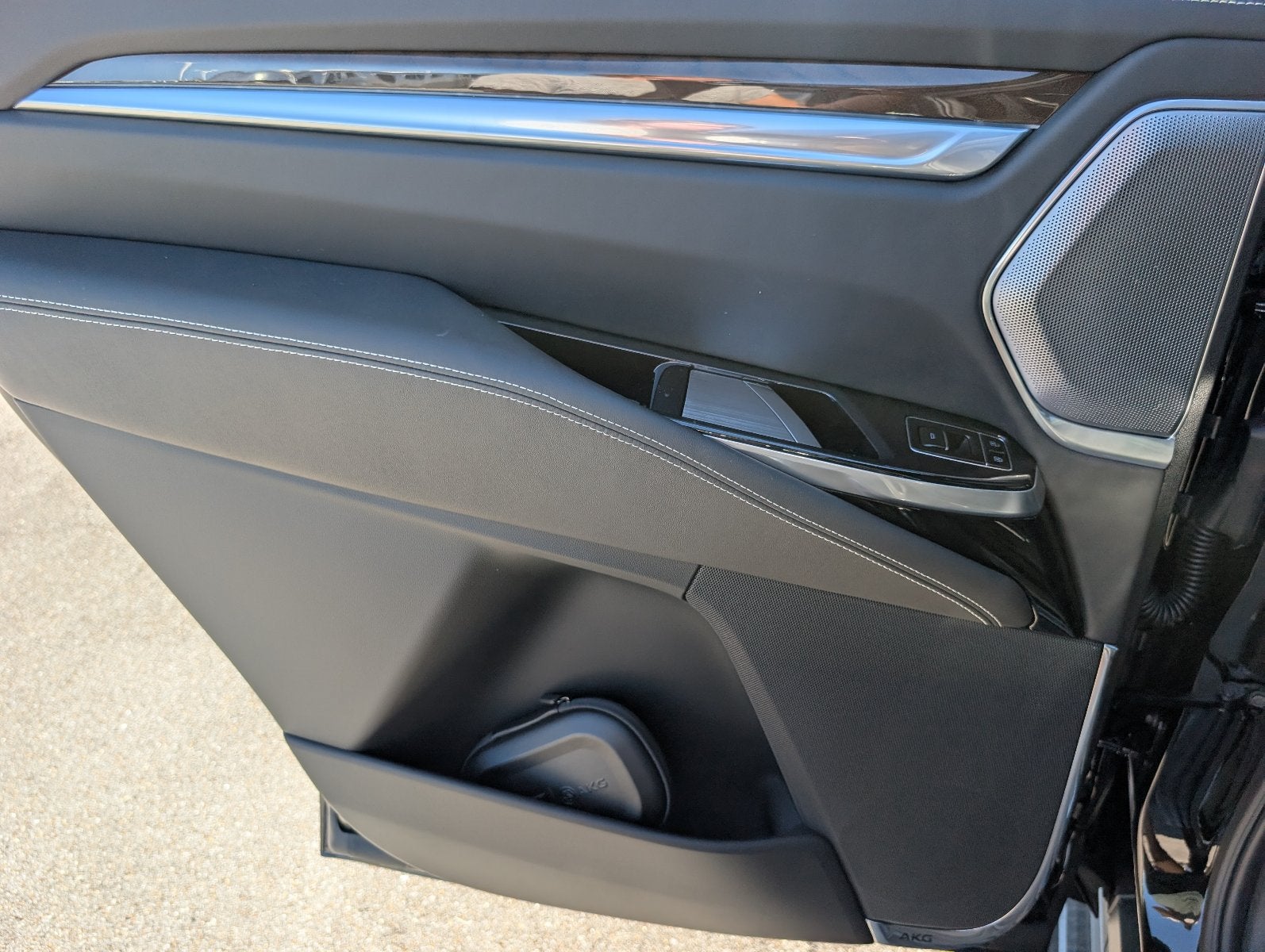 2027 Cadillac Escalade 4WD Platinum Sport