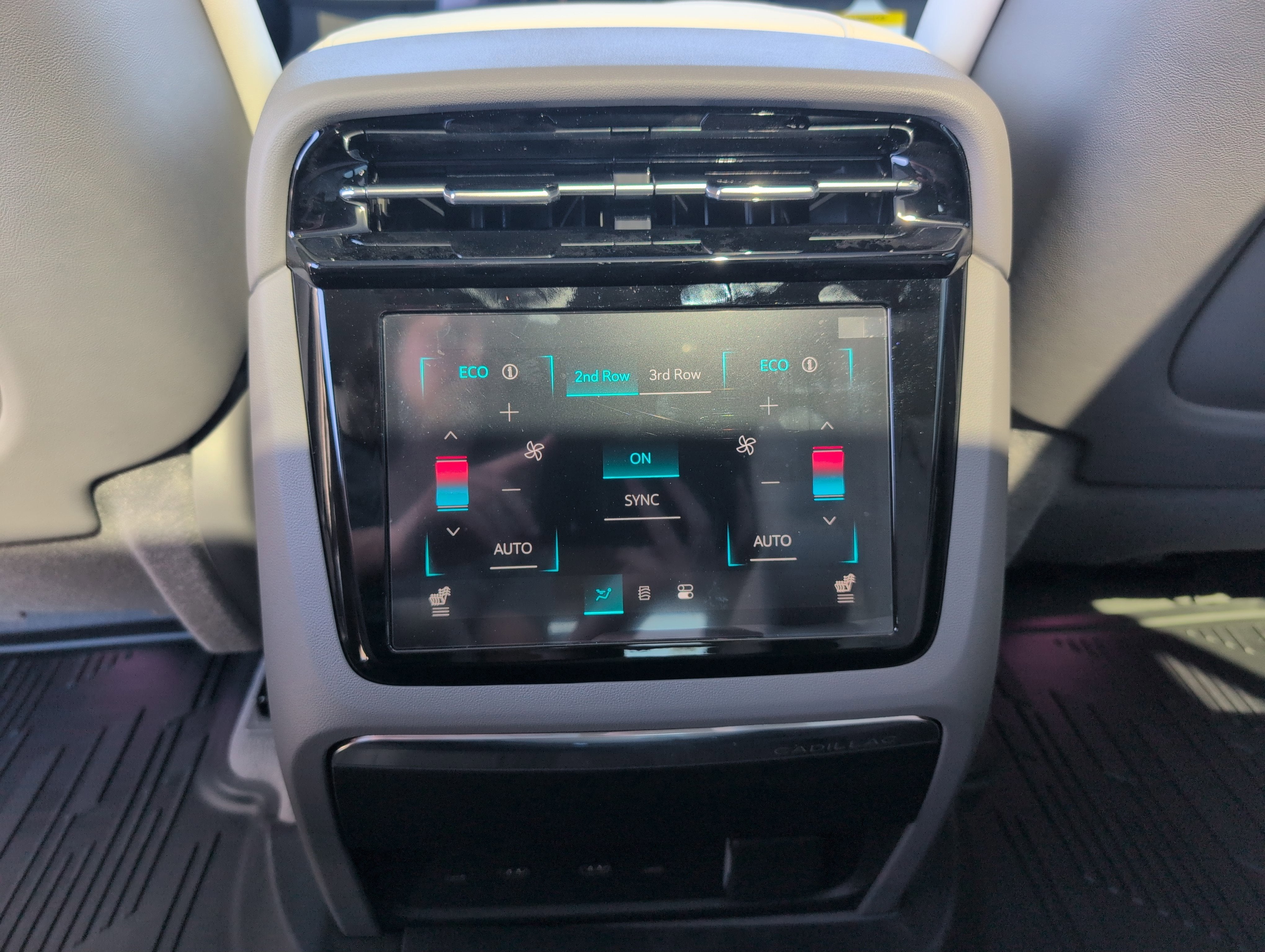 2026 Cadillac ESCALADE IQ Luxury