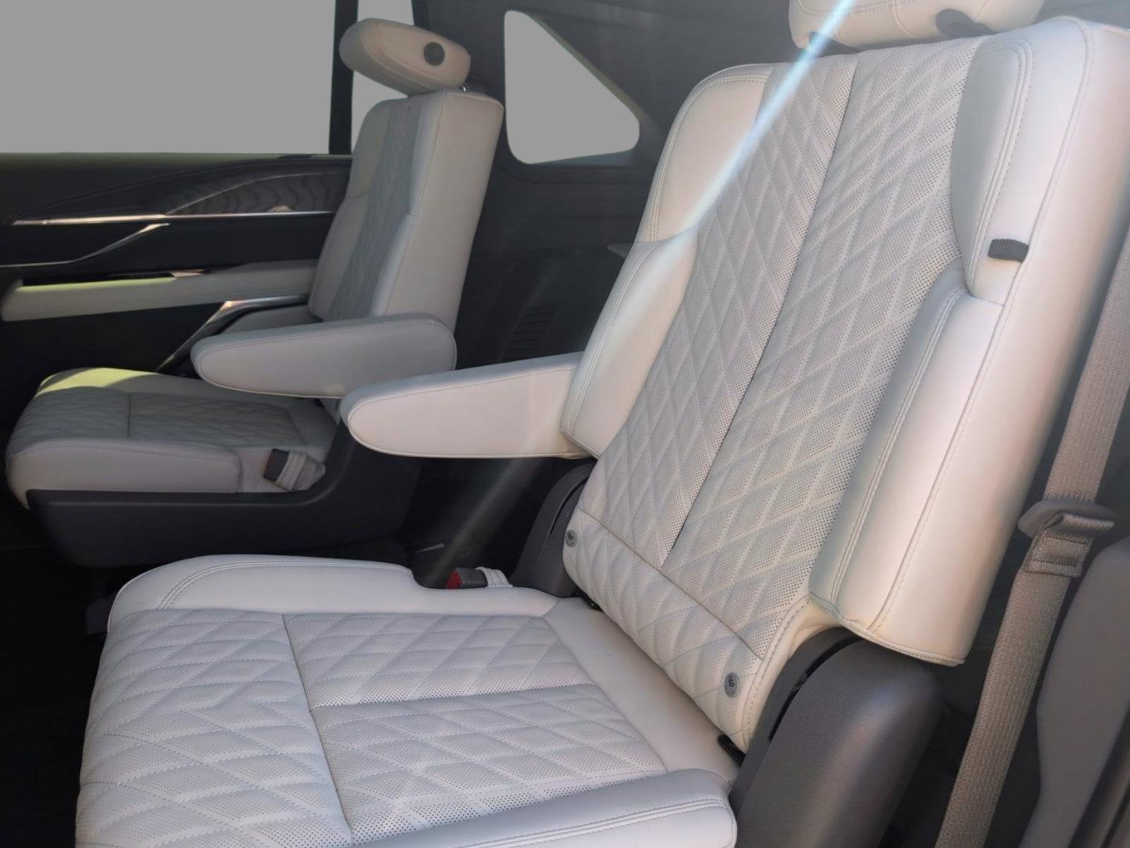 2026 Cadillac ESCALADE IQ Luxury